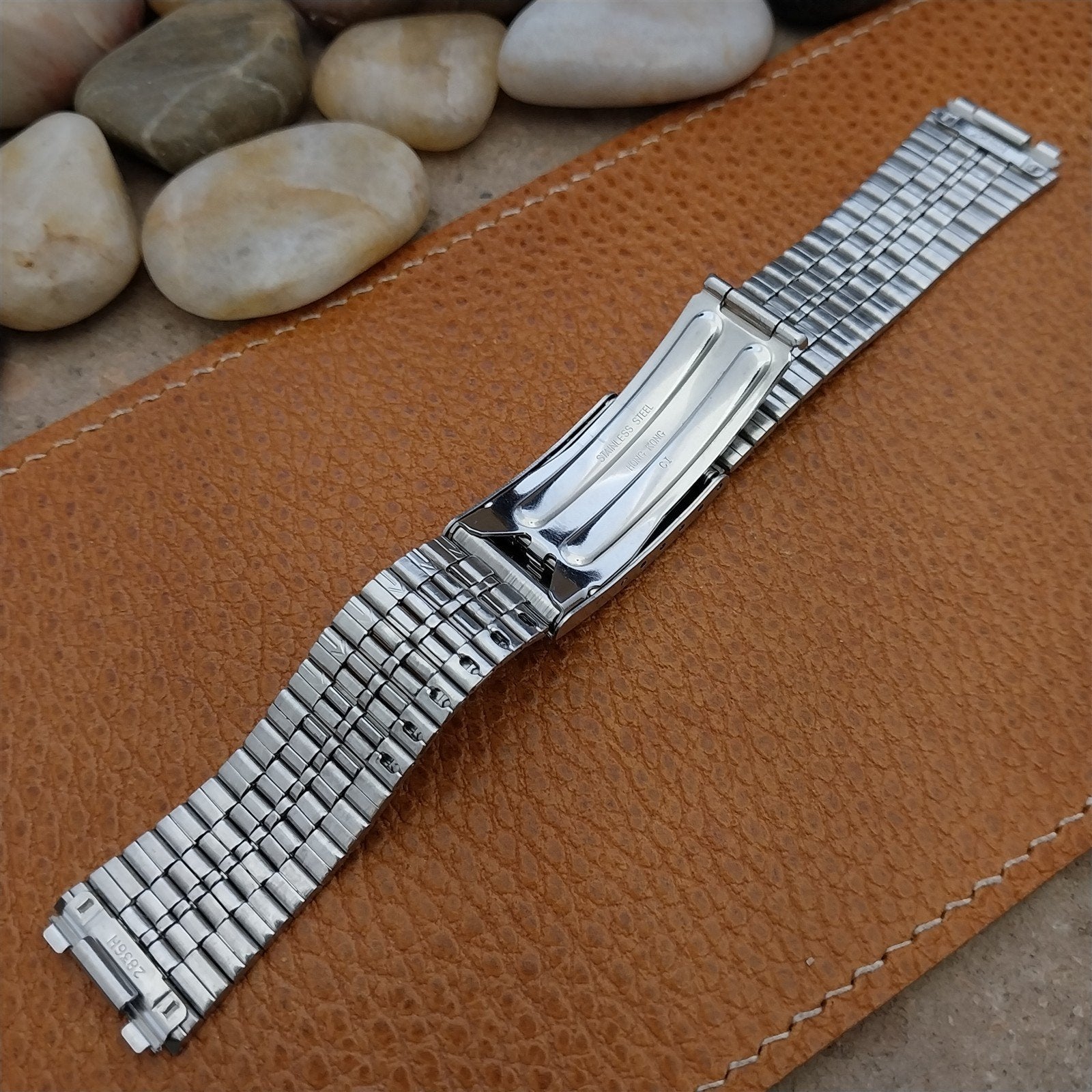 Vintage 18mm 2836H Classic Stainless Steel Flared nos Unused Watch Band