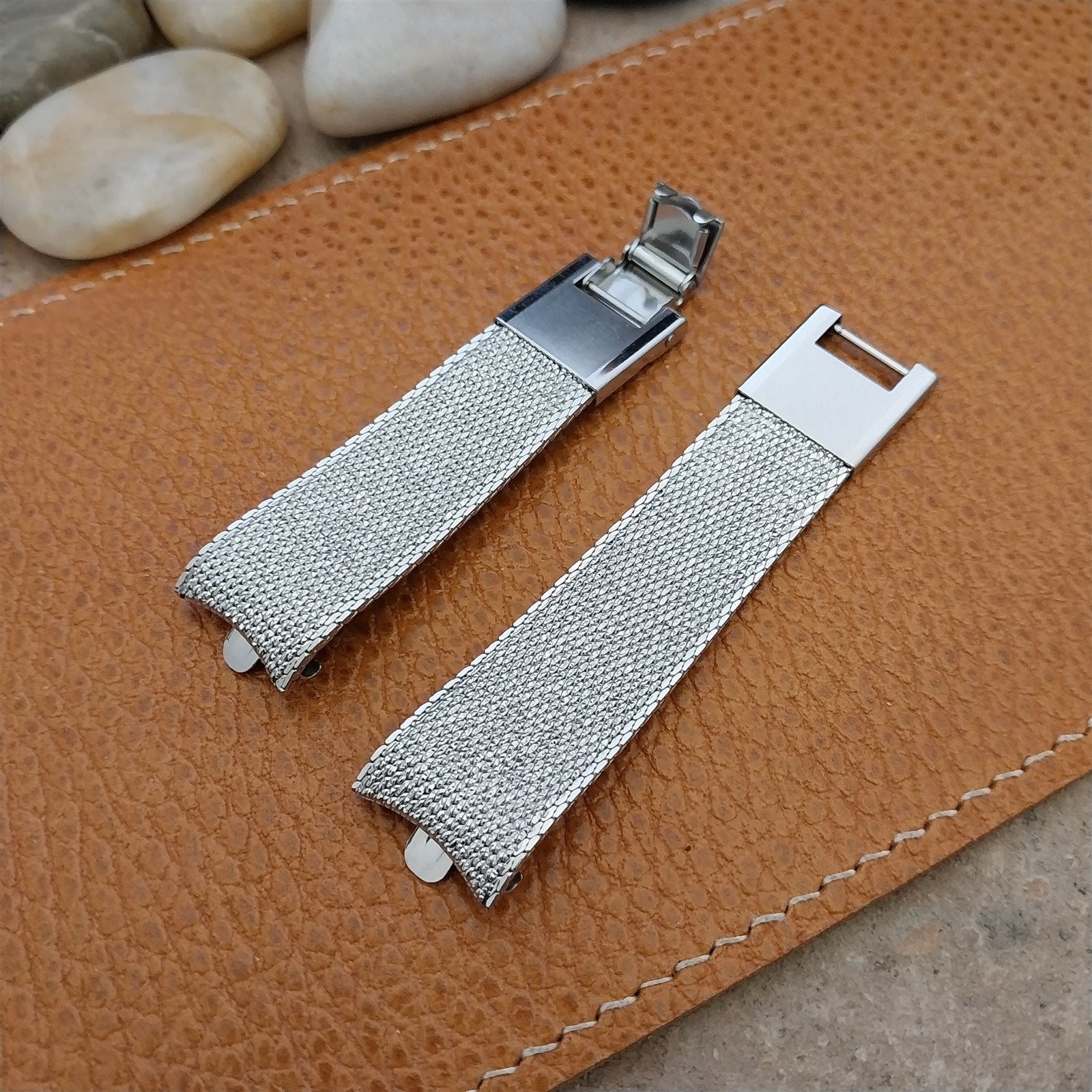 Vintage 1960s 17.2mm Stainless Mesh Kreisler Short Unused Classic Watch Band