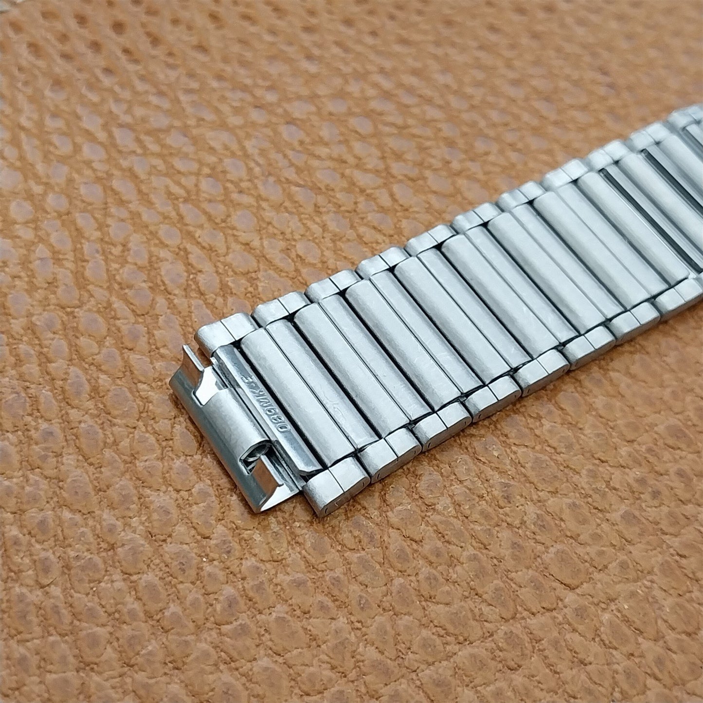 Vintage Internal-Lug 14mm 089MK Stainless Steel NOS Butterfly Clasp Watch Band