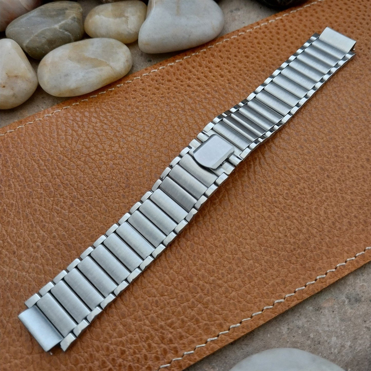 Vintage Internal-Lug 14mm 089MK Stainless Steel NOS Butterfly Clasp Watch Band