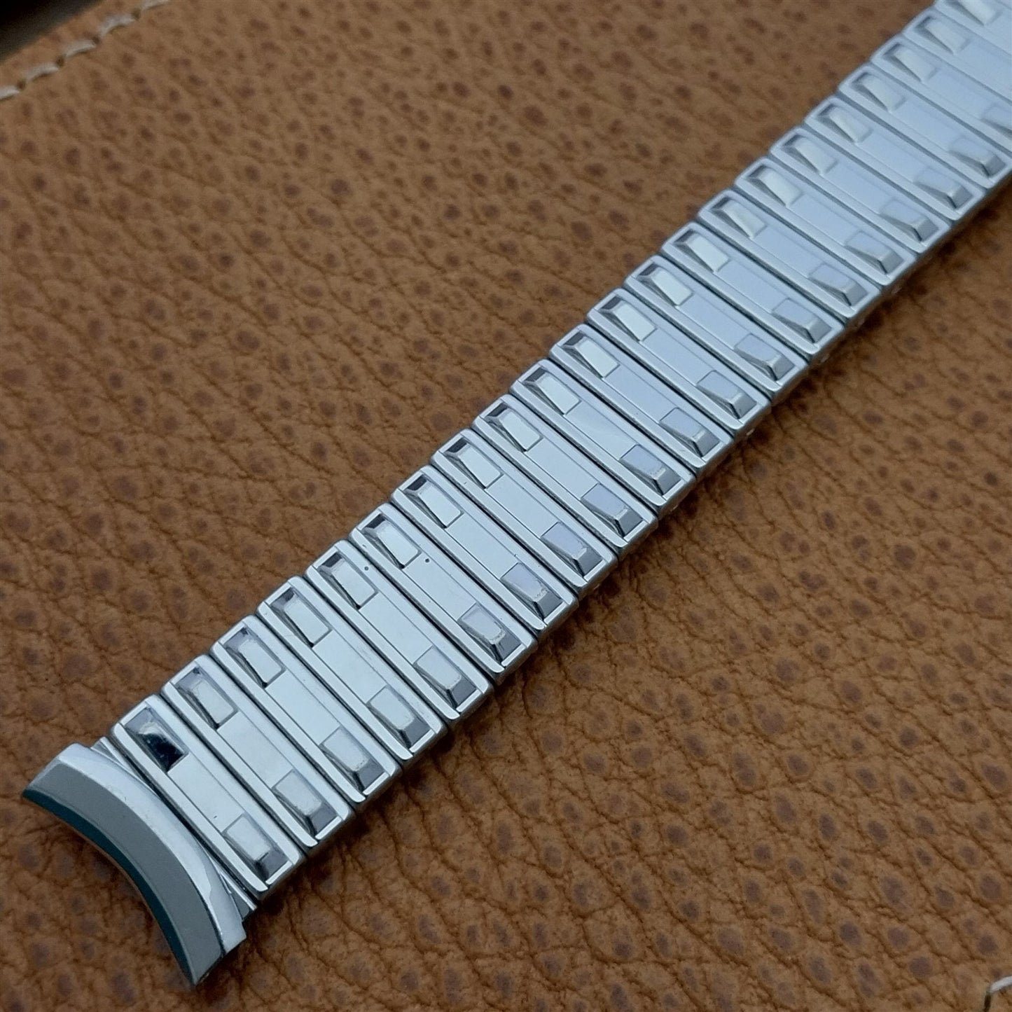 17mm 16mm White Gold-Filled Kreisler USA Classic Unused 1960s Vintage Watch Band