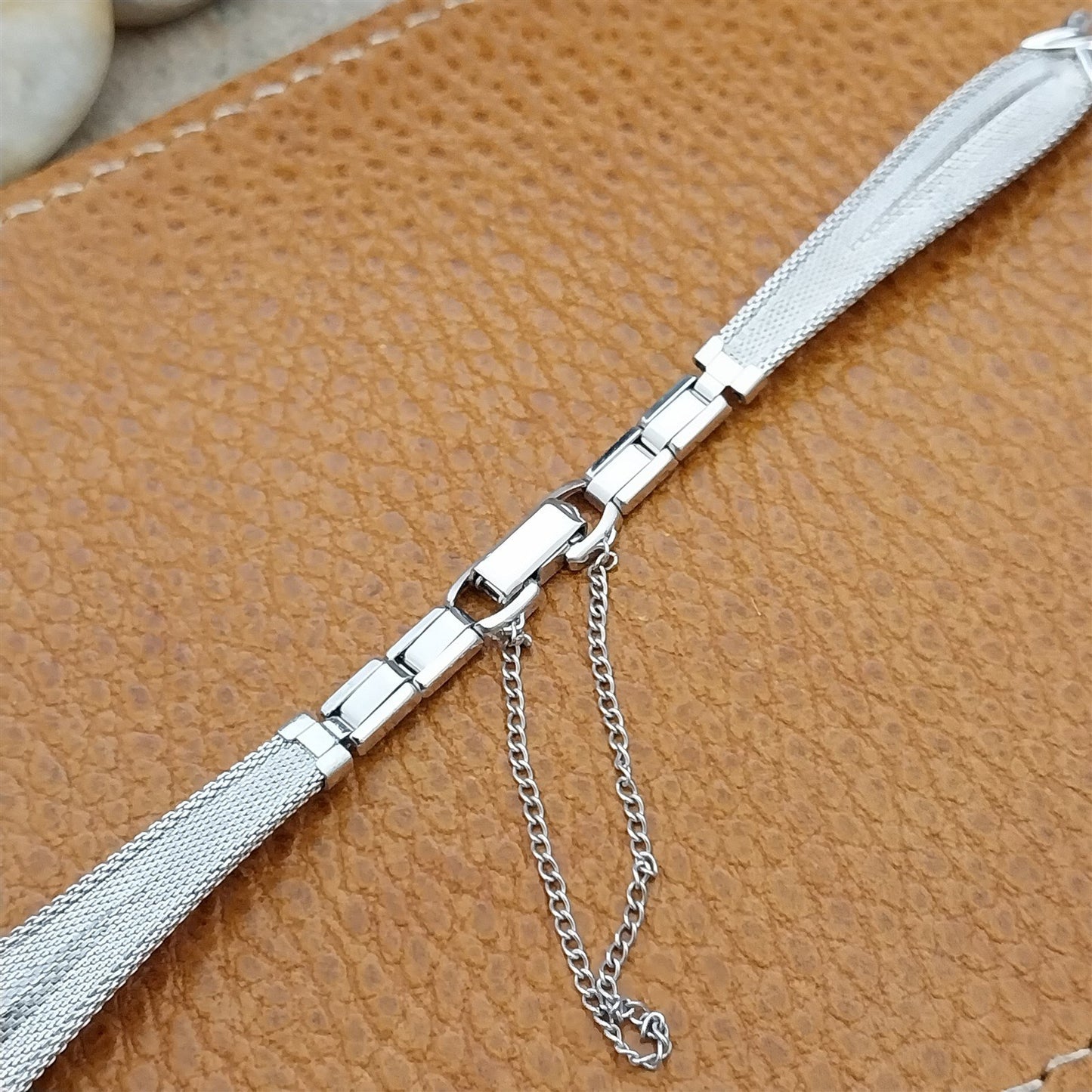 White Gold-Filled Mesh Ladies Speidel Teardrop Unused 1960s Vintage Watch Band