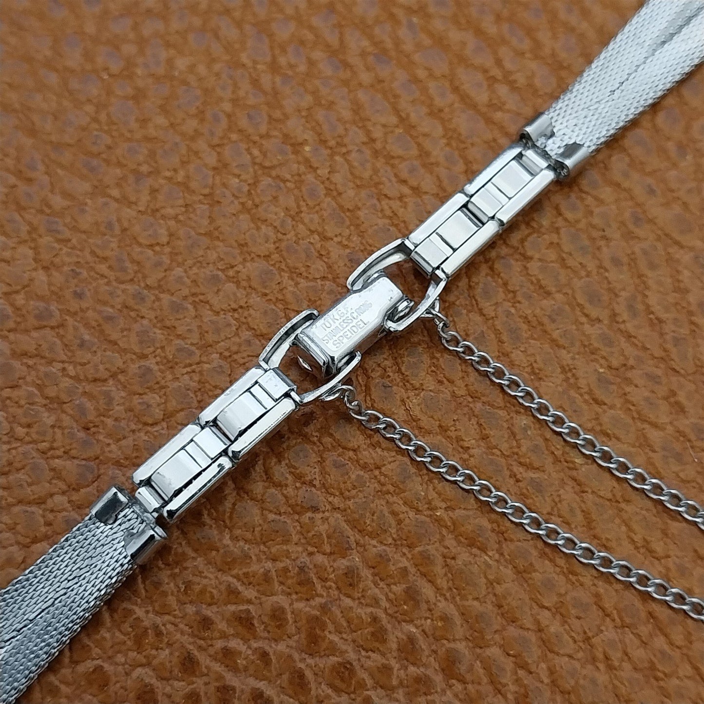White Gold-Filled Mesh Ladies Speidel Teardrop Unused 1960s Vintage Watch Band
