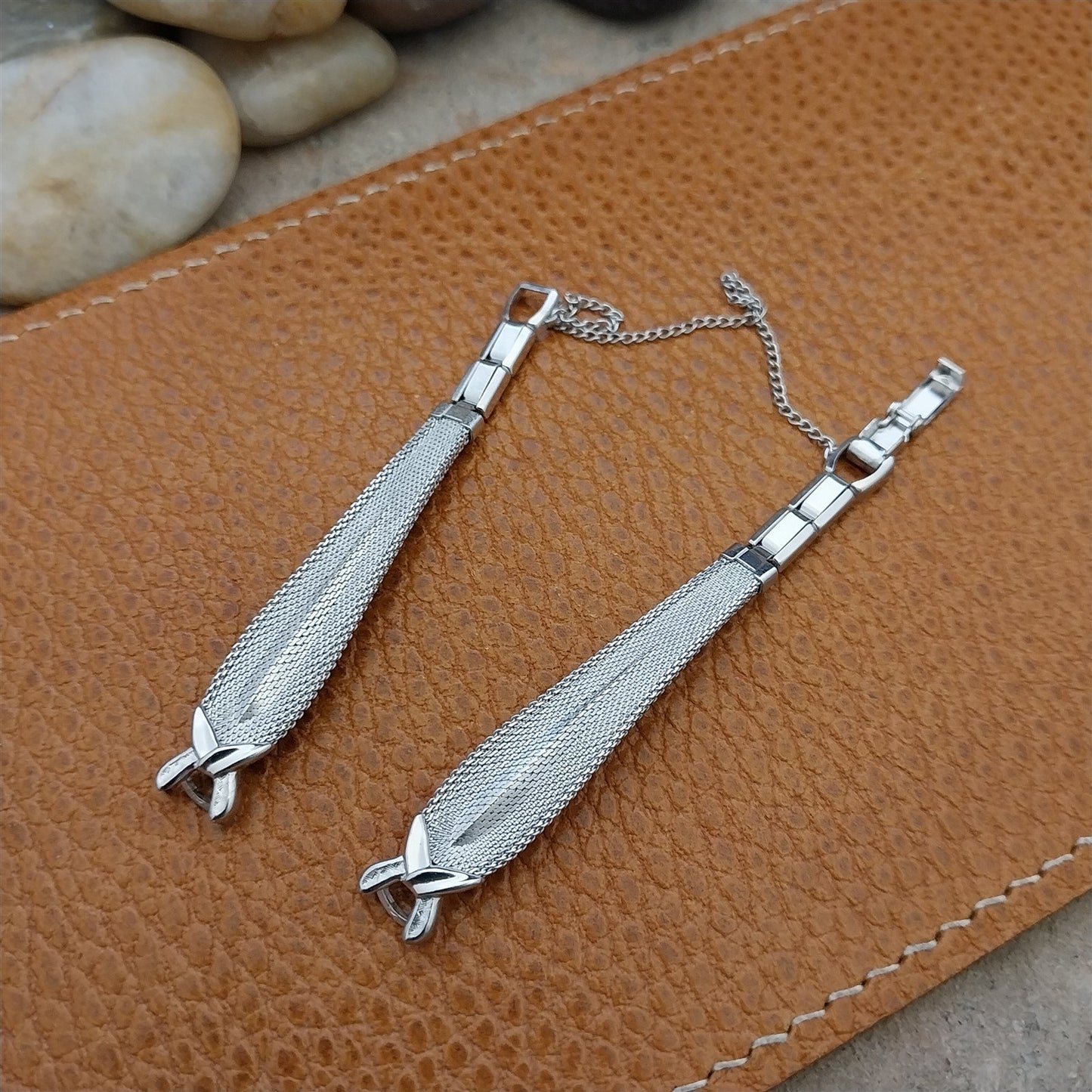 White Gold-Filled Mesh Ladies Speidel Teardrop Unused 1960s Vintage Watch Band