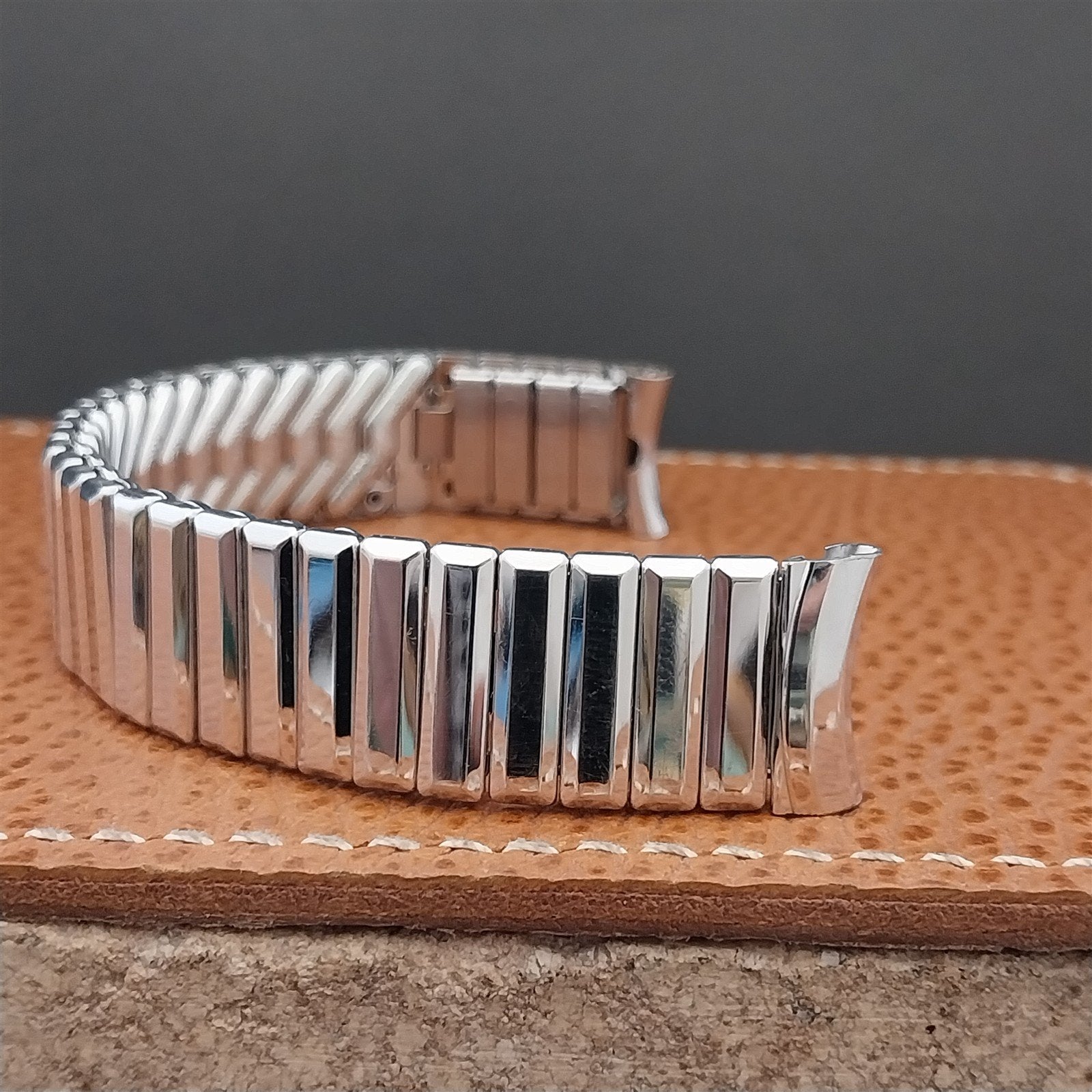 5/8" 10k White Gold-Filled Classic Stretch Kreisler Unused 1950s Watch Band