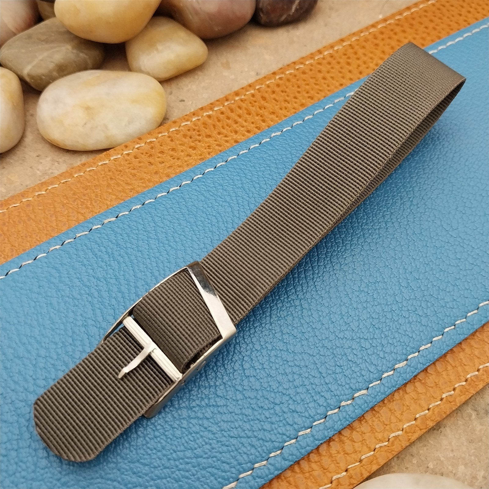 Vintage 17mm Gray Nylon Classic Single Pass Unused 1960s 1970s Watch Band