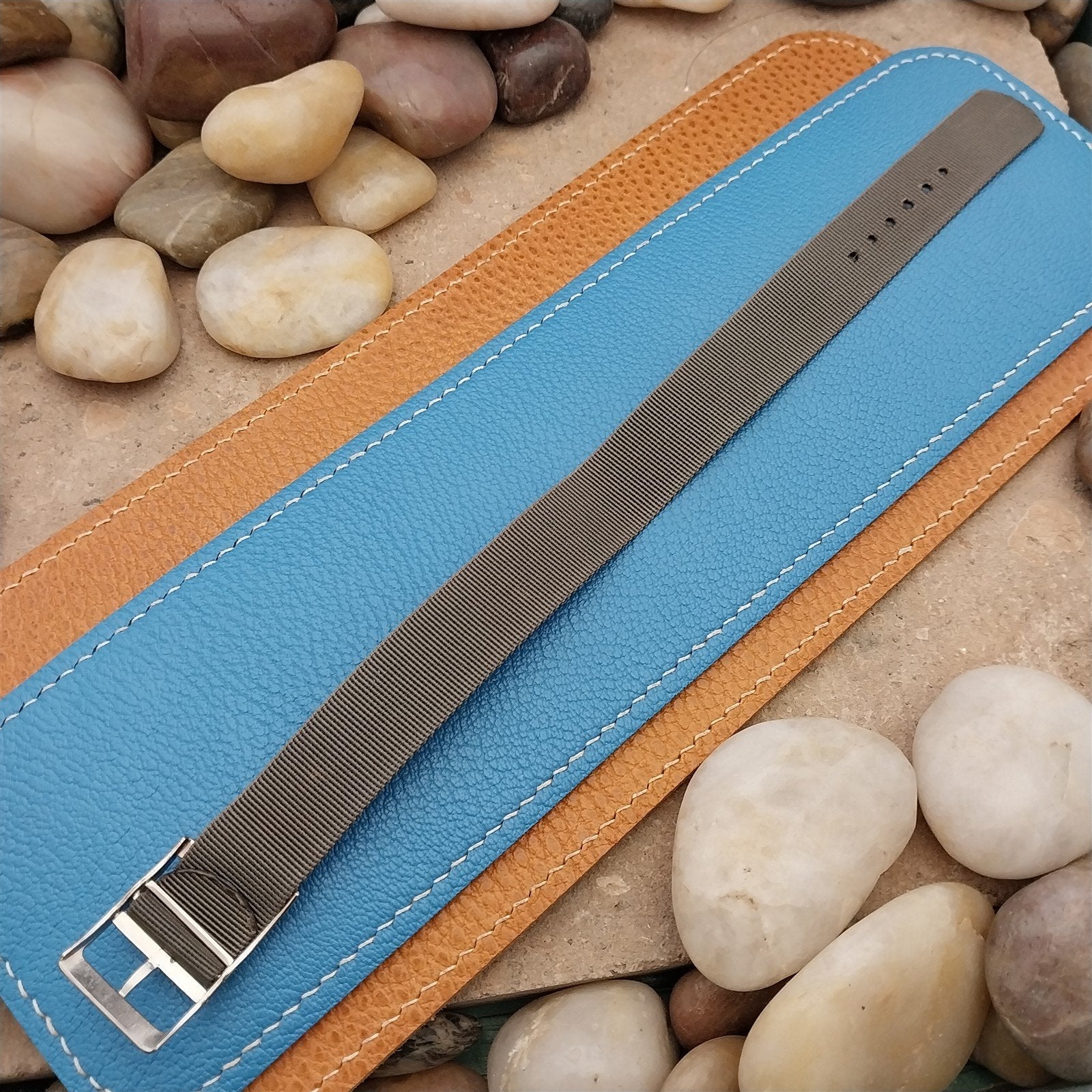 Vintage 17mm Gray Nylon Classic Single Pass Unused 1960s 1970s Watch Band