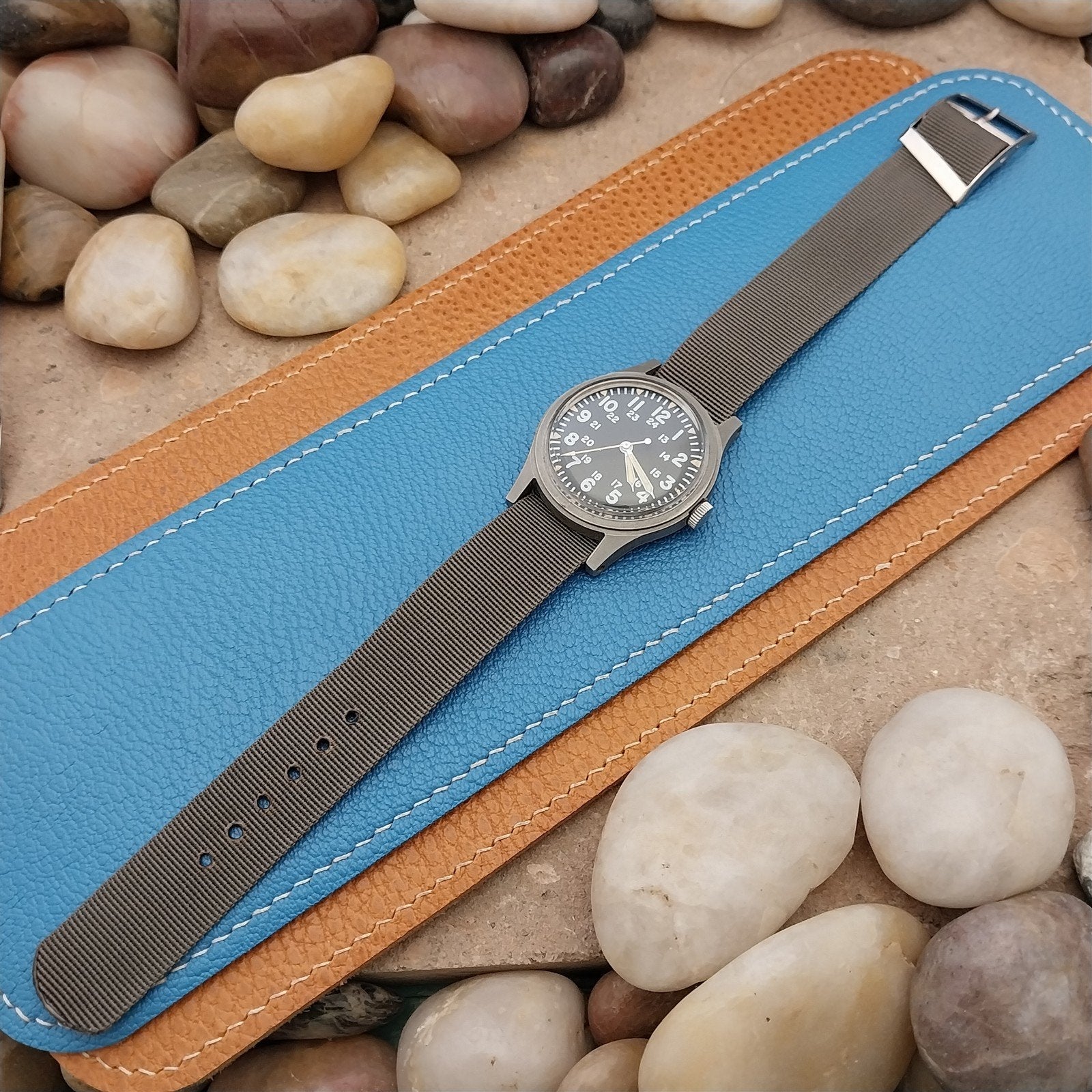 Vintage 17mm Gray Nylon Classic Single Pass Unused 1960s 1970s Watch Band