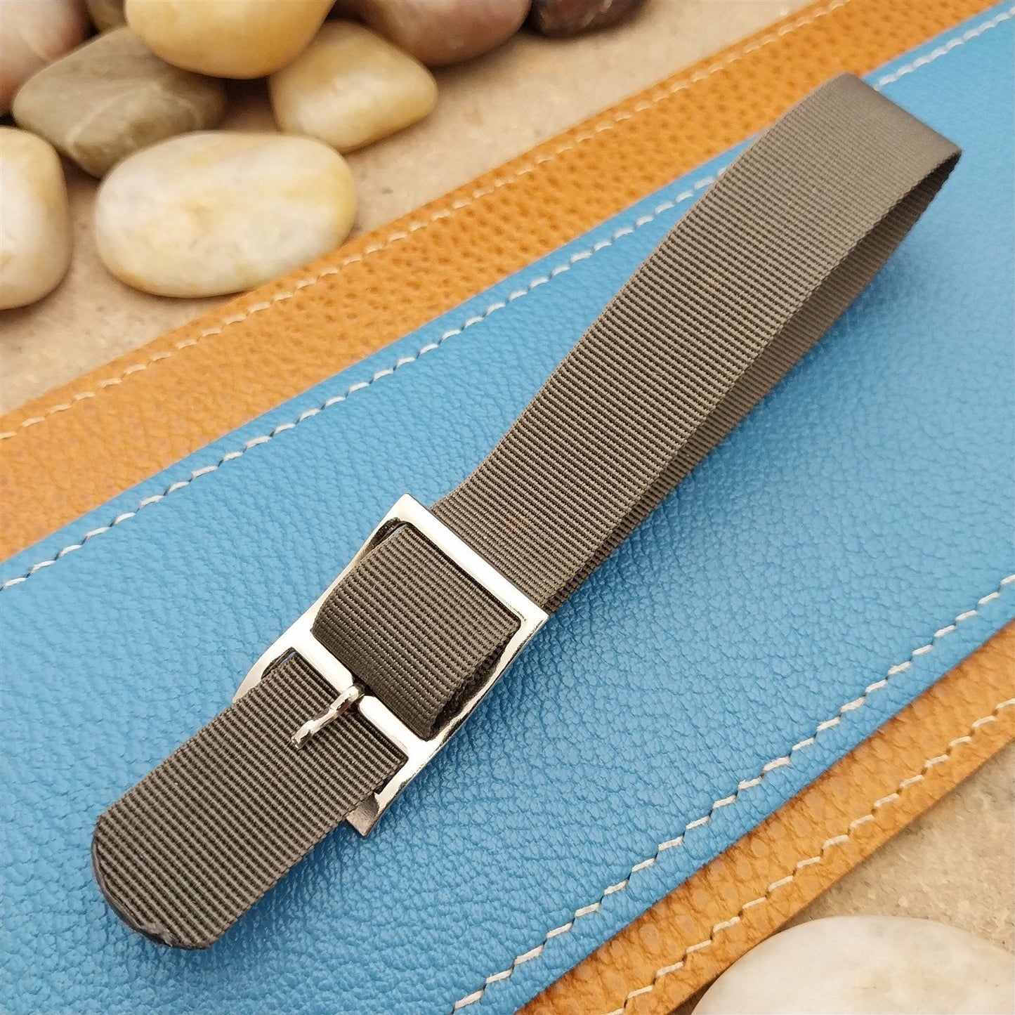 Vintage 17mm Gray Nylon Classic Single Pass Unused 1960s 1970s Watch Band