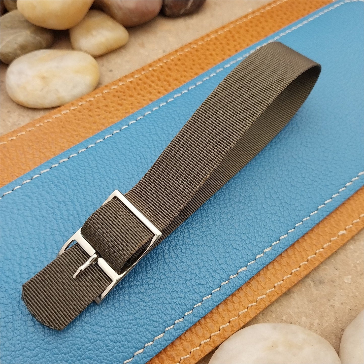 17mm Gray Nylon Single Pass Unused nos Classic 1960s 1970s Vintage Watch Band