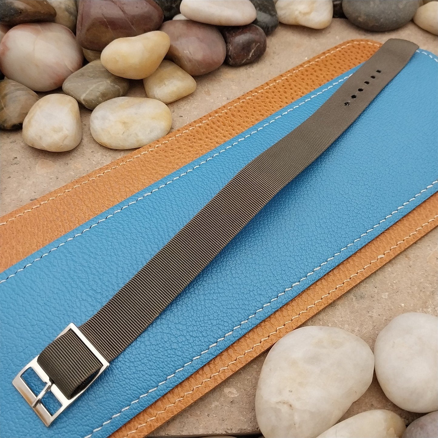 17mm Gray Nylon Single Pass Unused nos Classic 1960s 1970s Vintage Watch Band