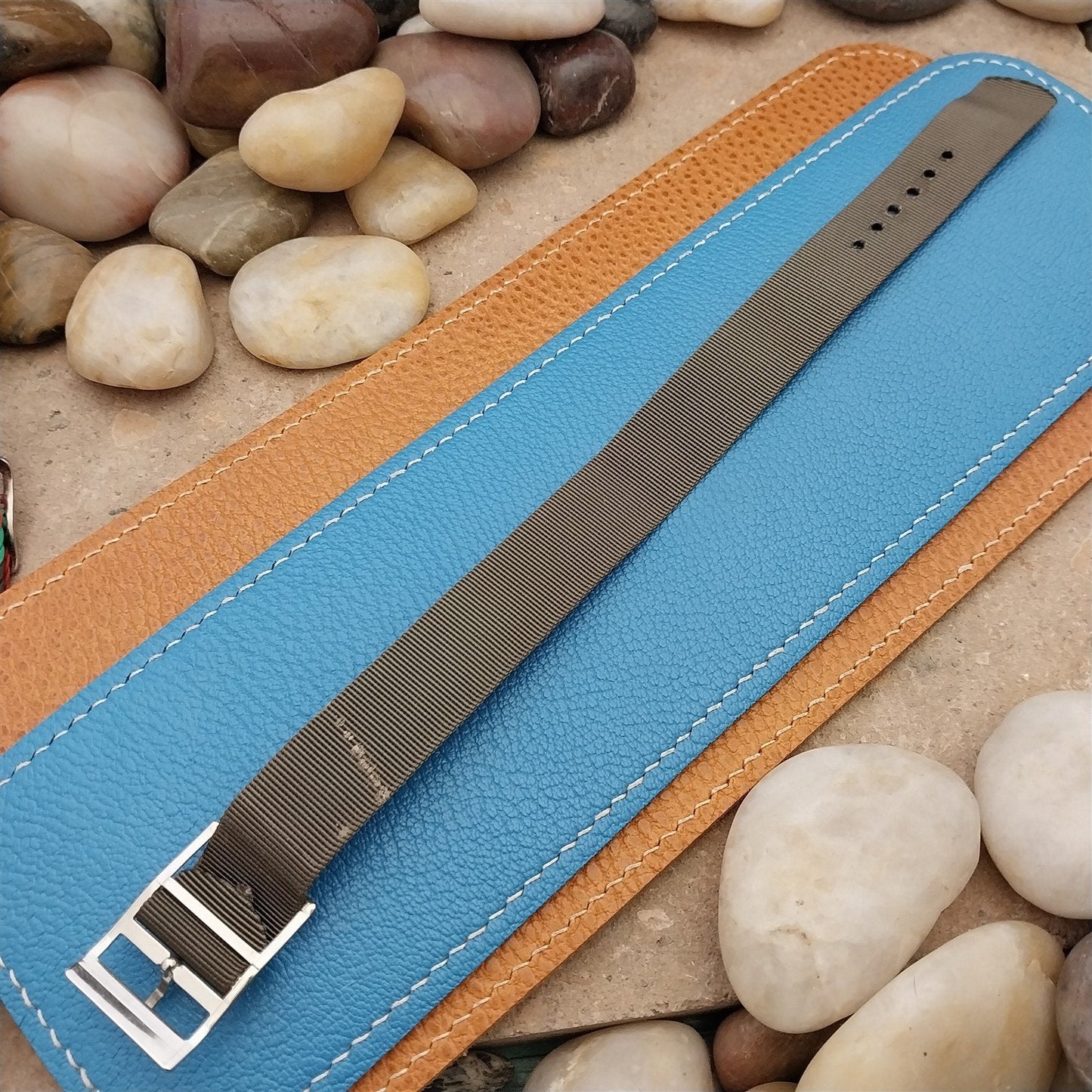 17mm Gray Nylon Single Pass Unused nos Classic 1960s 1970s Vintage Watch Band