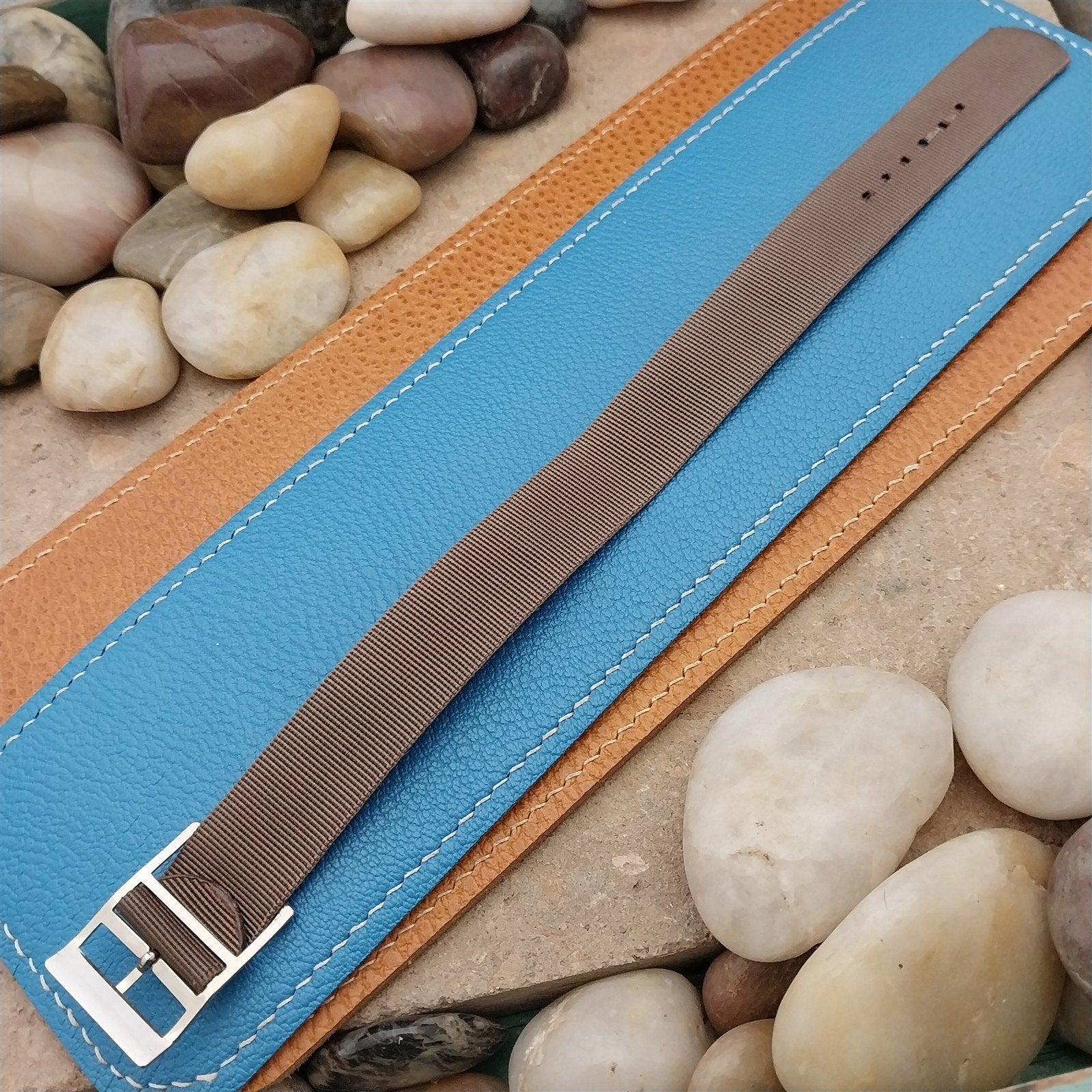 Vintage 19mm Brown Nylon Classic Single Pass nos Unused 1960s 1970s Watch Band