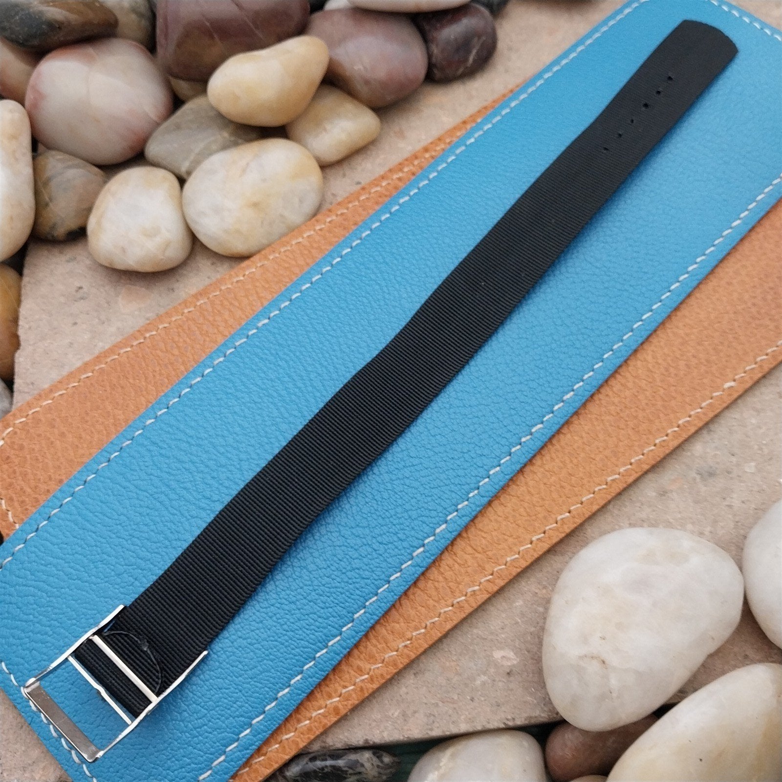 Vintage 18.3mm Black Stiff Nylon Classic Single Pass NOS Unused 1970s Watch Band