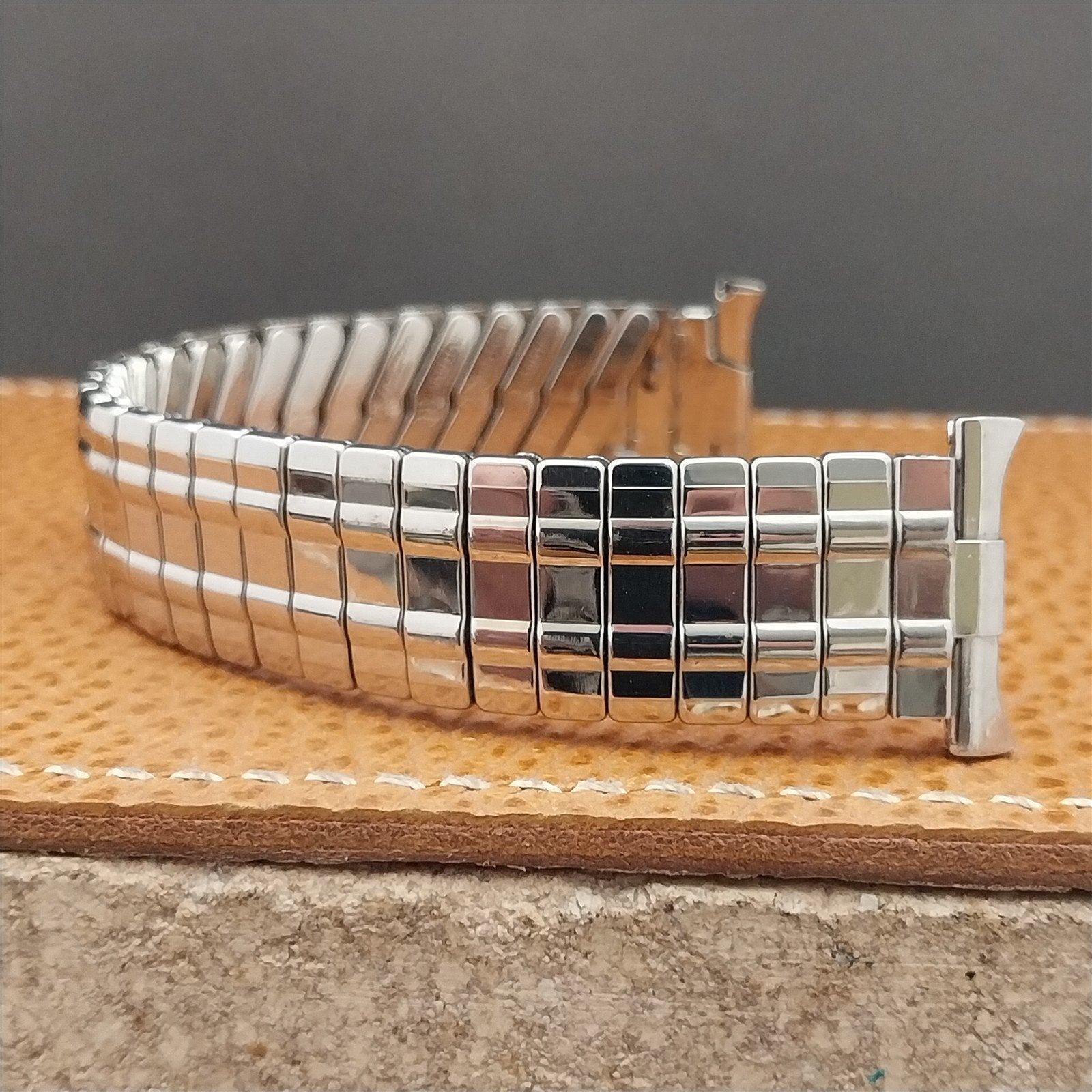 Vintage 18mm 19mm 20mm Baldwin Classic Stainless NOS 1960s Expansion Watch Band