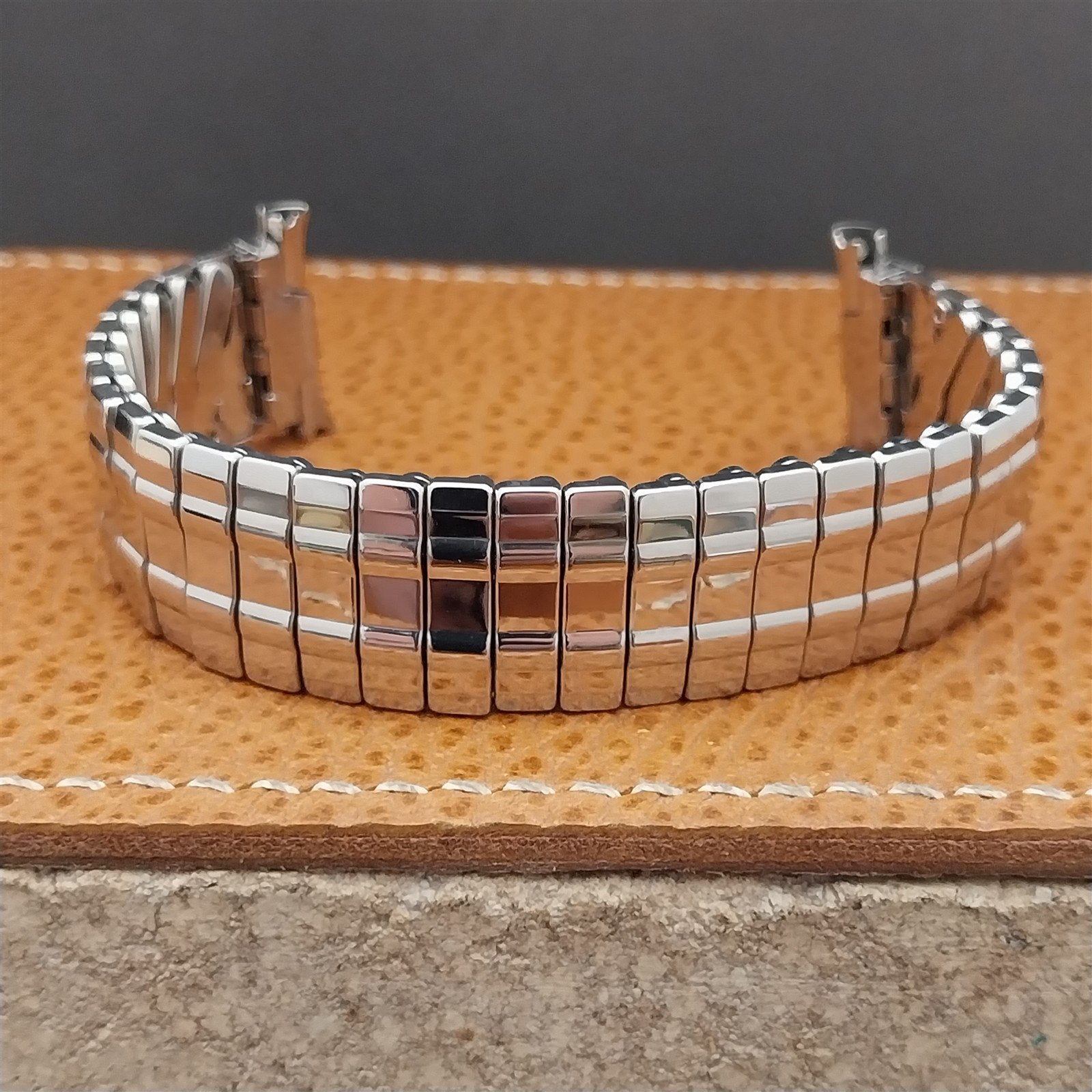 Vintage 18mm 19mm 20mm Baldwin Classic Stainless NOS 1960s Expansion Watch Band