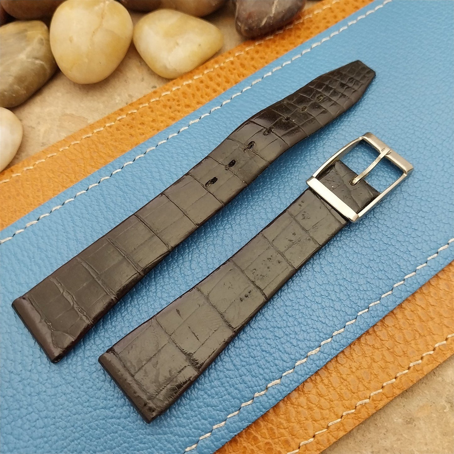 Vintage 18mm Bulova Accutron Hi-Fi Rubber Classic Tapered Unused Watch Band