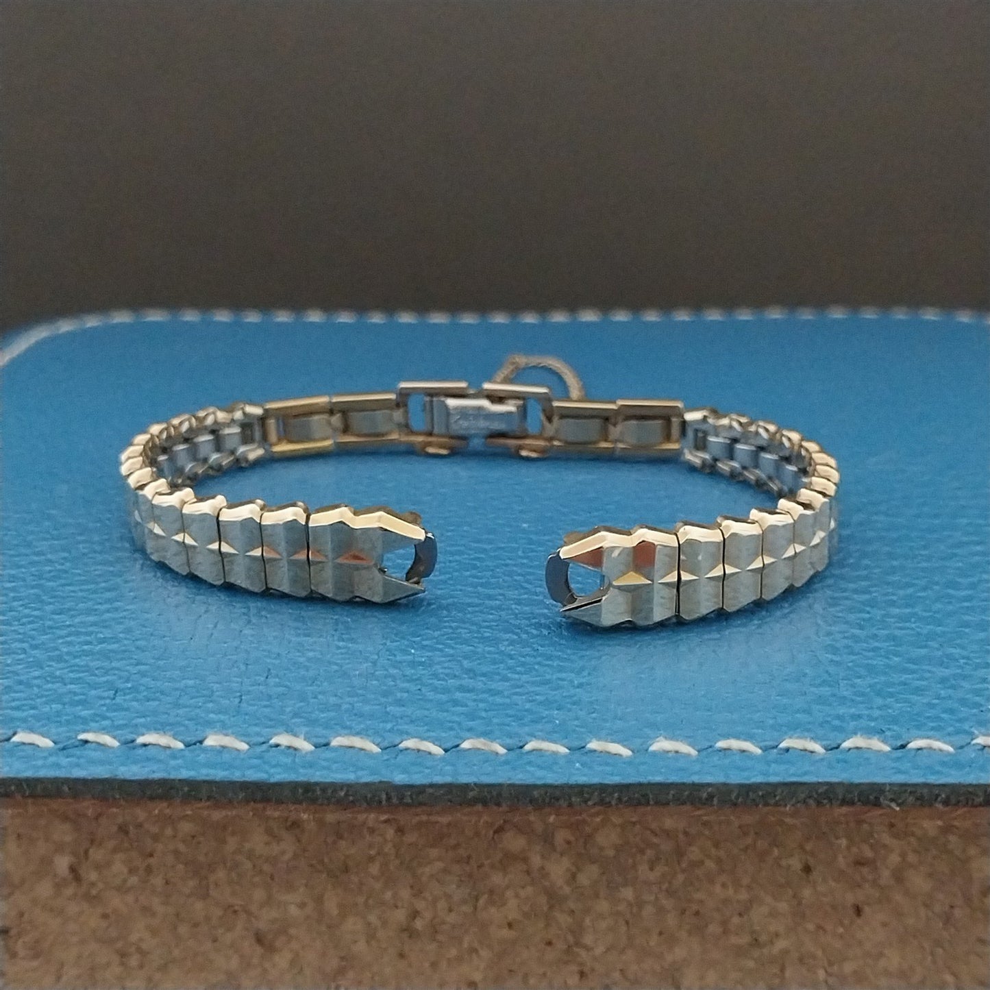 Vintage Ladies Kreisler Gold Filled Unused 1960s Classic Cocktail Watch Band Nos