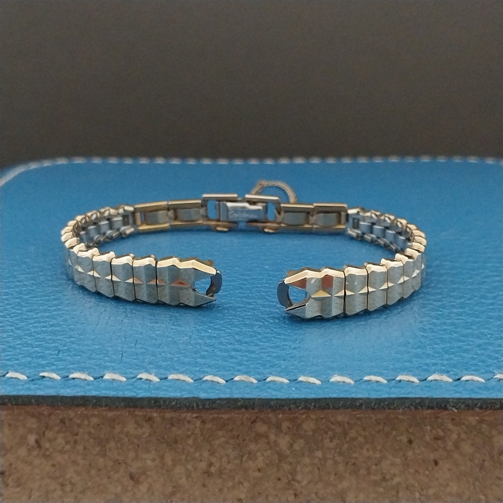 Vintage Ladies Kreisler Gold Filled Unused 1960s Classic Cocktail Watch Band Nos