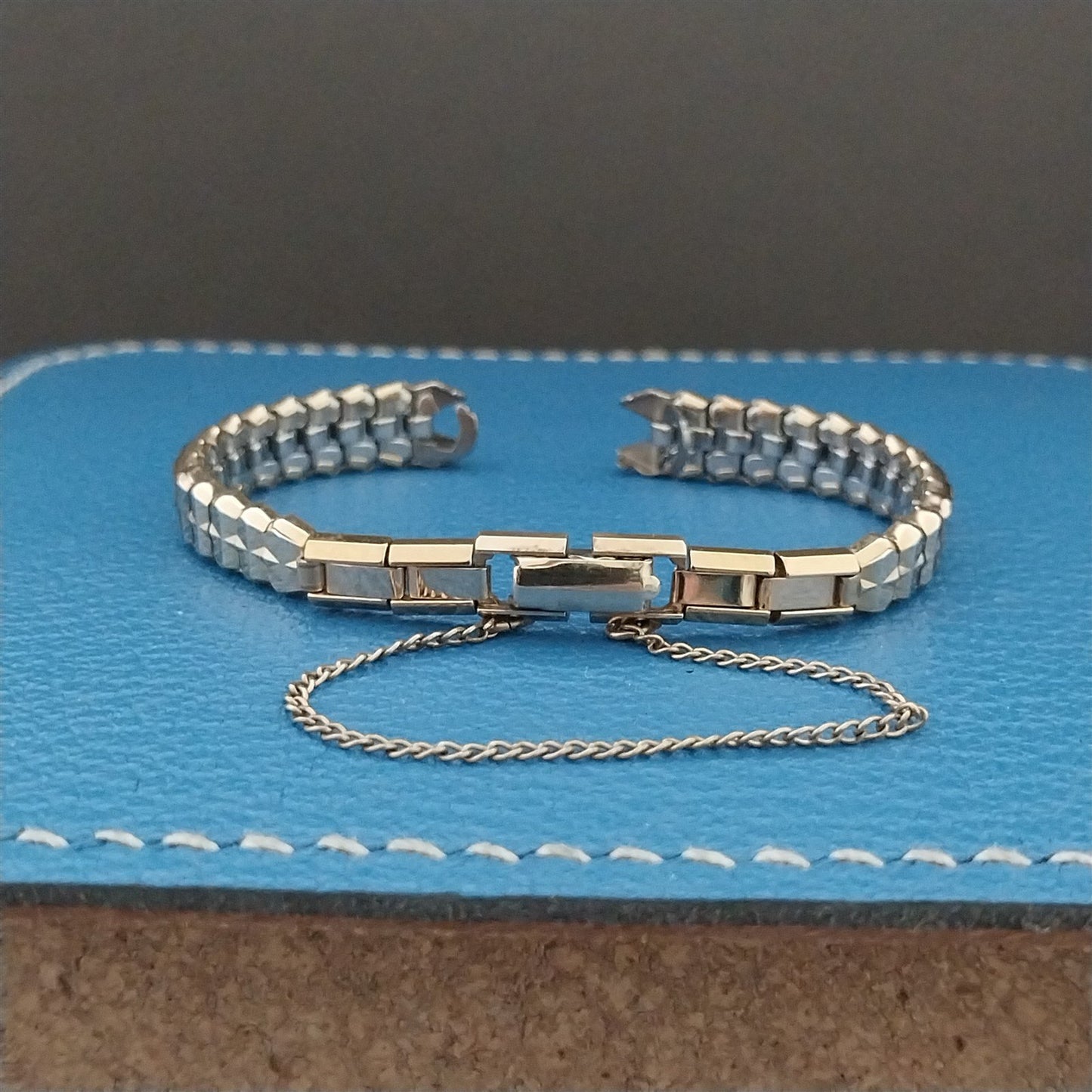 Vintage Ladies Kreisler Gold Filled Unused 1960s Classic Cocktail Watch Band Nos