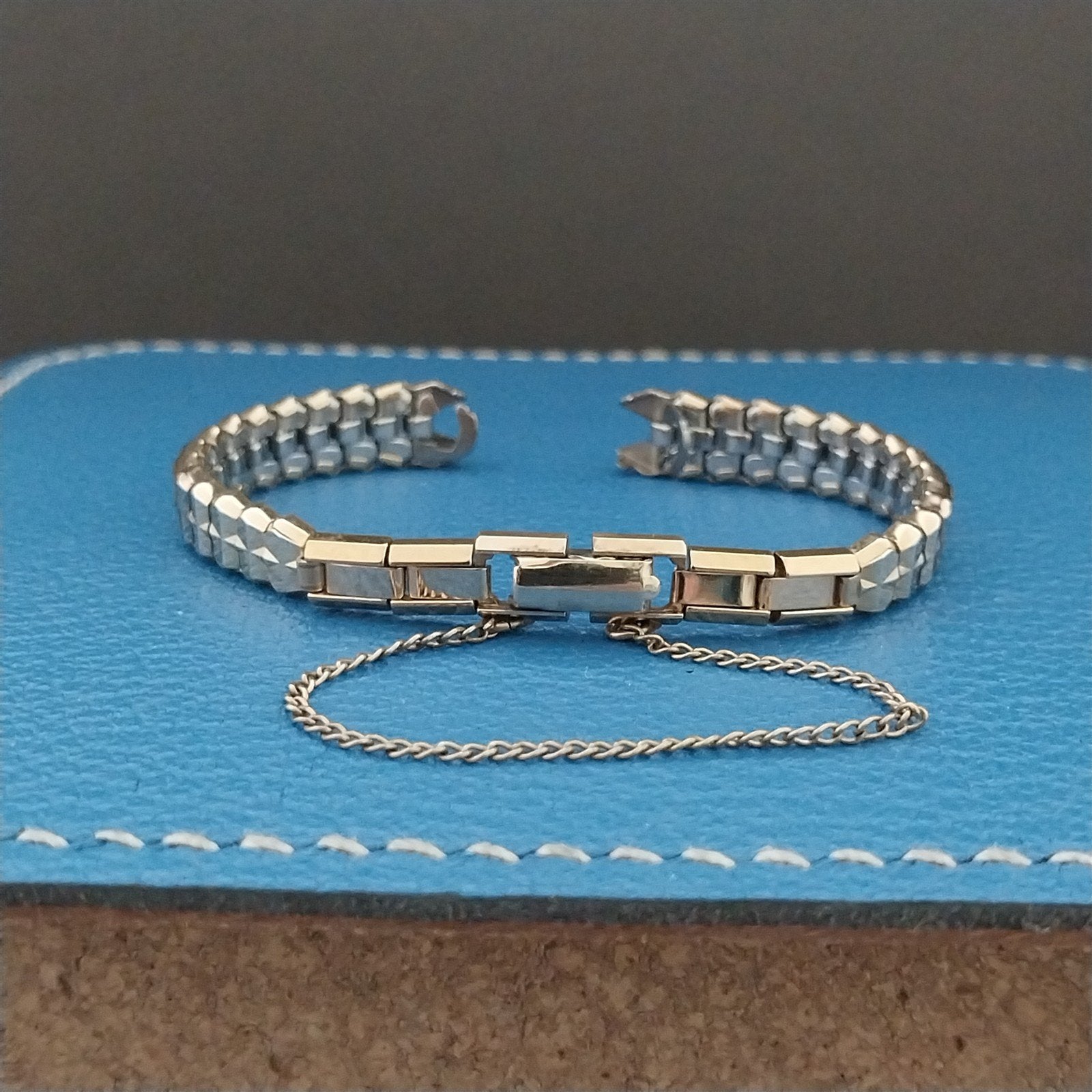 Vintage Ladies Kreisler Gold Filled Unused 1960s Classic Cocktail Watch Band Nos