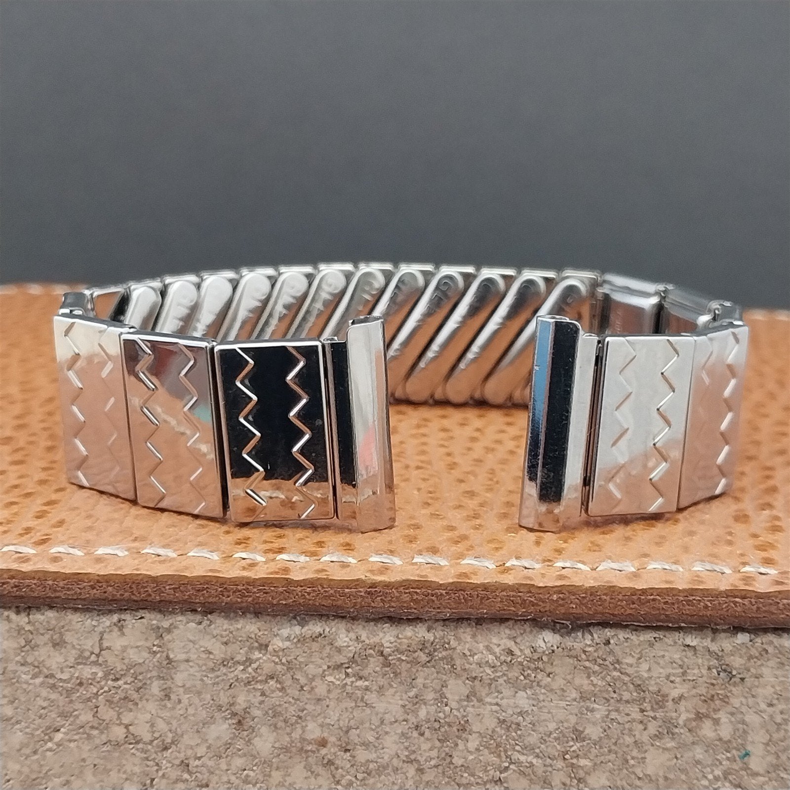 Vintage 19mm 18mm Glen Stainless Steel Expansion Unused Classic 1950s Watch Band