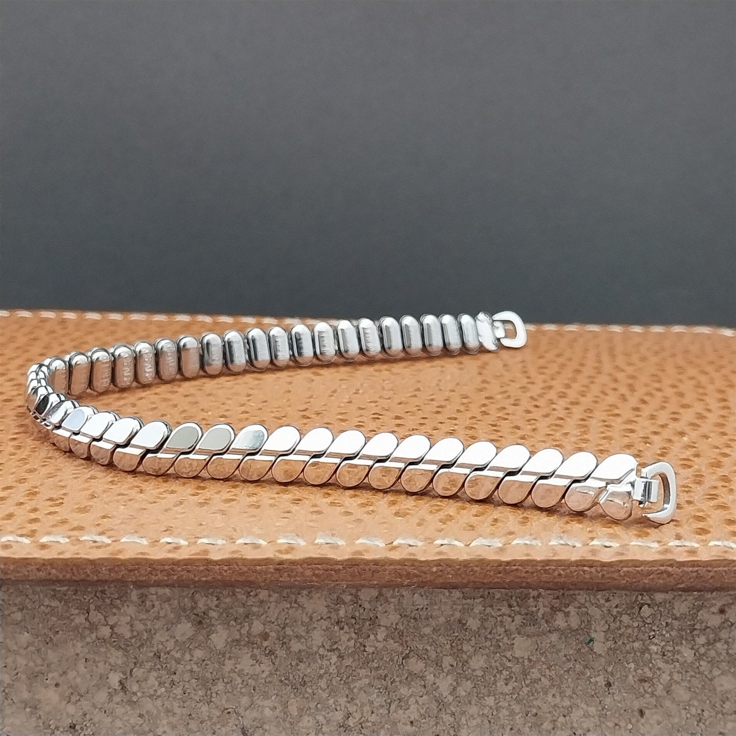 Vintage 1950s Kreisler 10k Long Gold Filled Ladies Unused Cocktail Watch Band