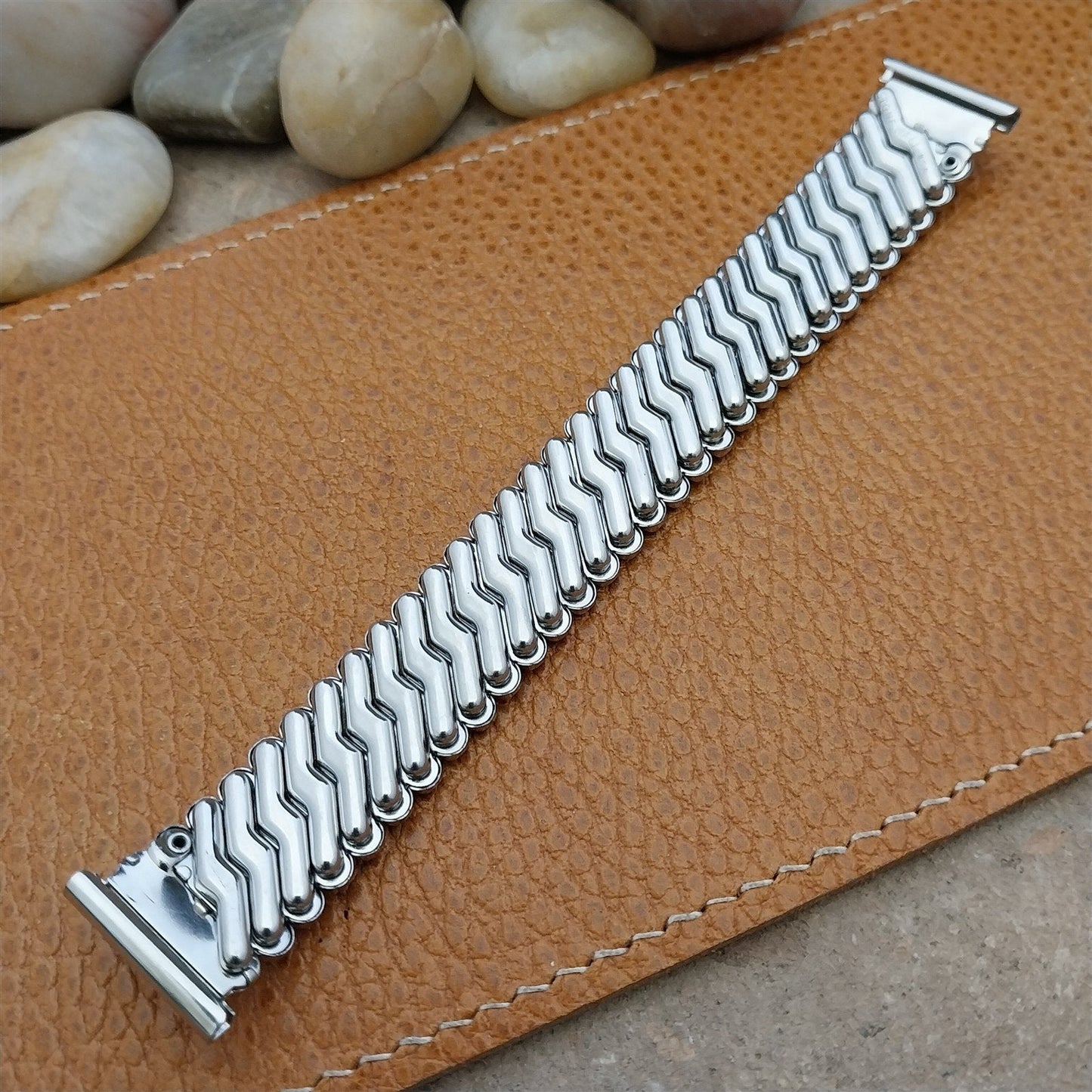 1950s Vintage 19mm 18mm Stonewall Stainless Classic Stretch Unused Watch Band