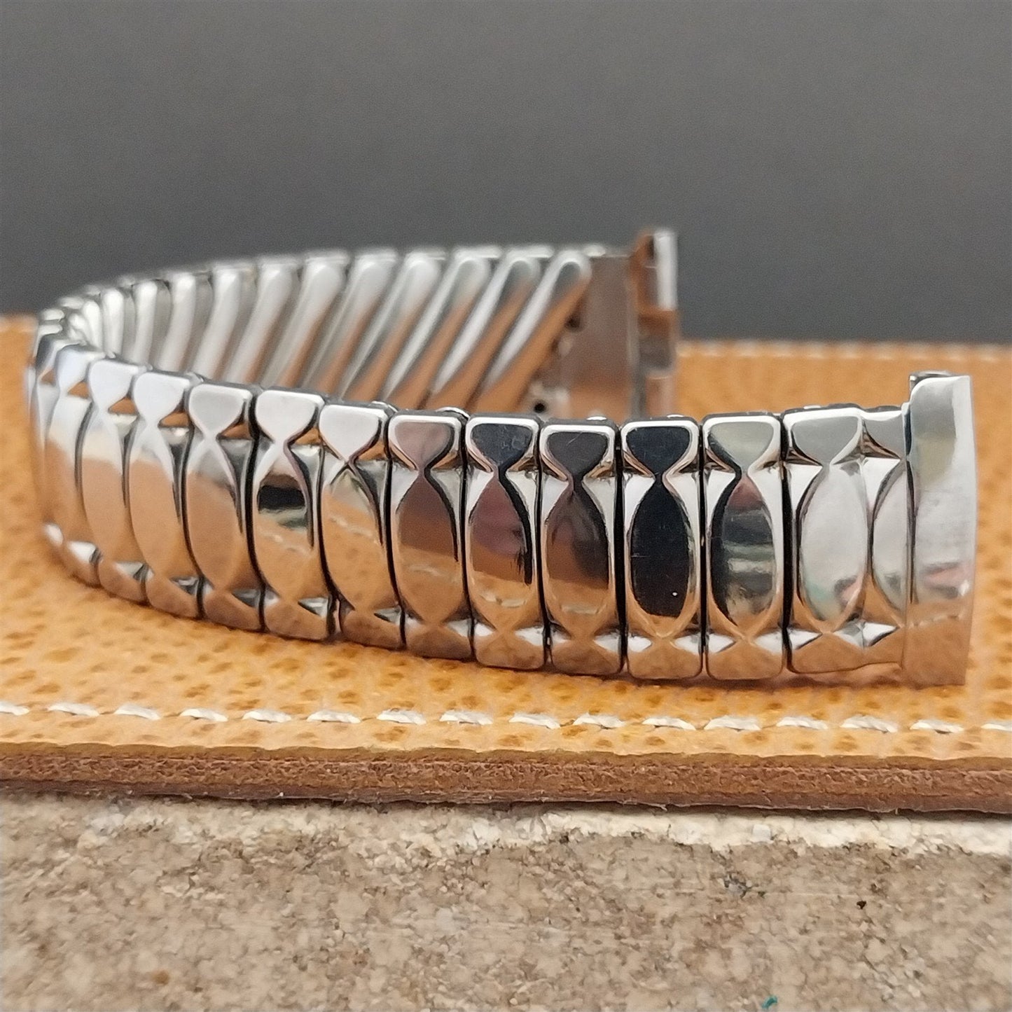 Vintage Glen 16mm 18mm 19mm Stainless Steel Expansion 1950s Unused Watch Band