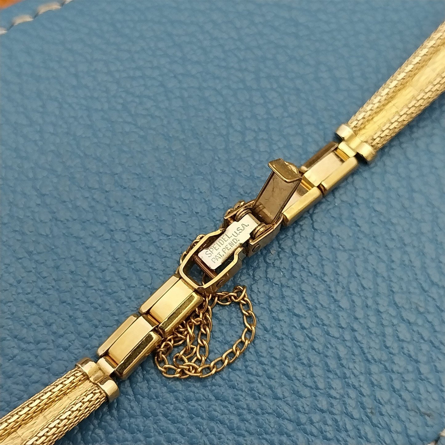 Ladies Speidel Yellow Gold Mesh Unused Classic 1960s Vintage Cocktail Watch Band