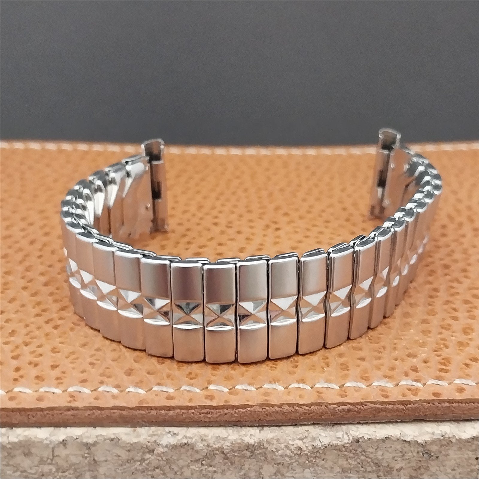 Vintage 19mm 18mm 16mm Stainless Steel Expansion Duchess Unused 1950s Watch Band