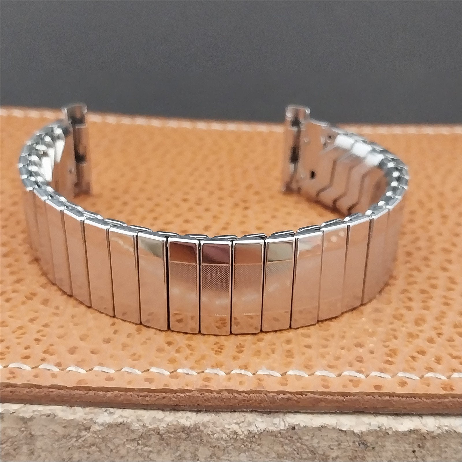 19mm 18mm 16mm Stainless Steel Expansion Duchess Unused 1950s Vintage Watch Band