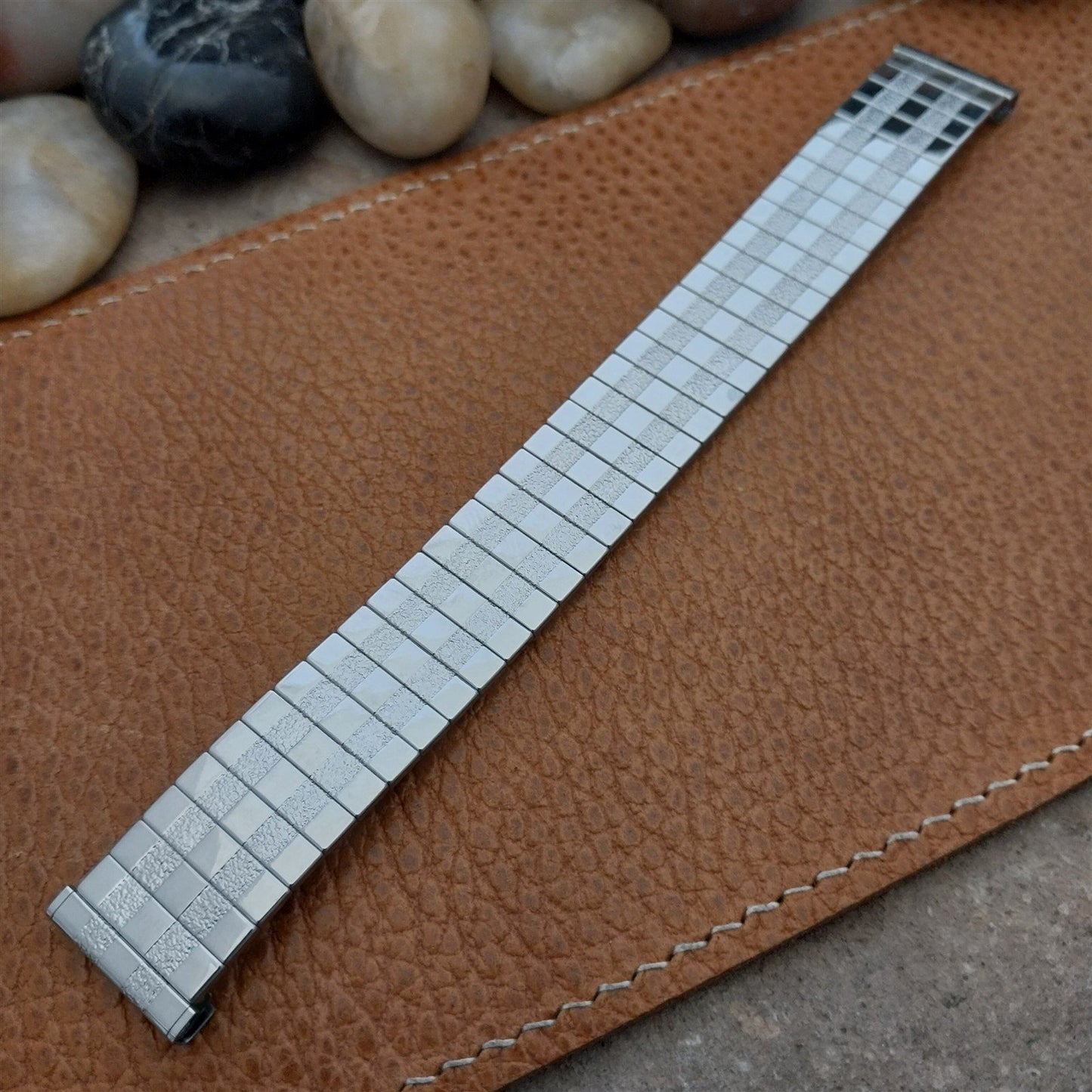 Vintage 17.3mm Uniflex Slim Classic Stainless Steel Expansion 1960s Watch Band