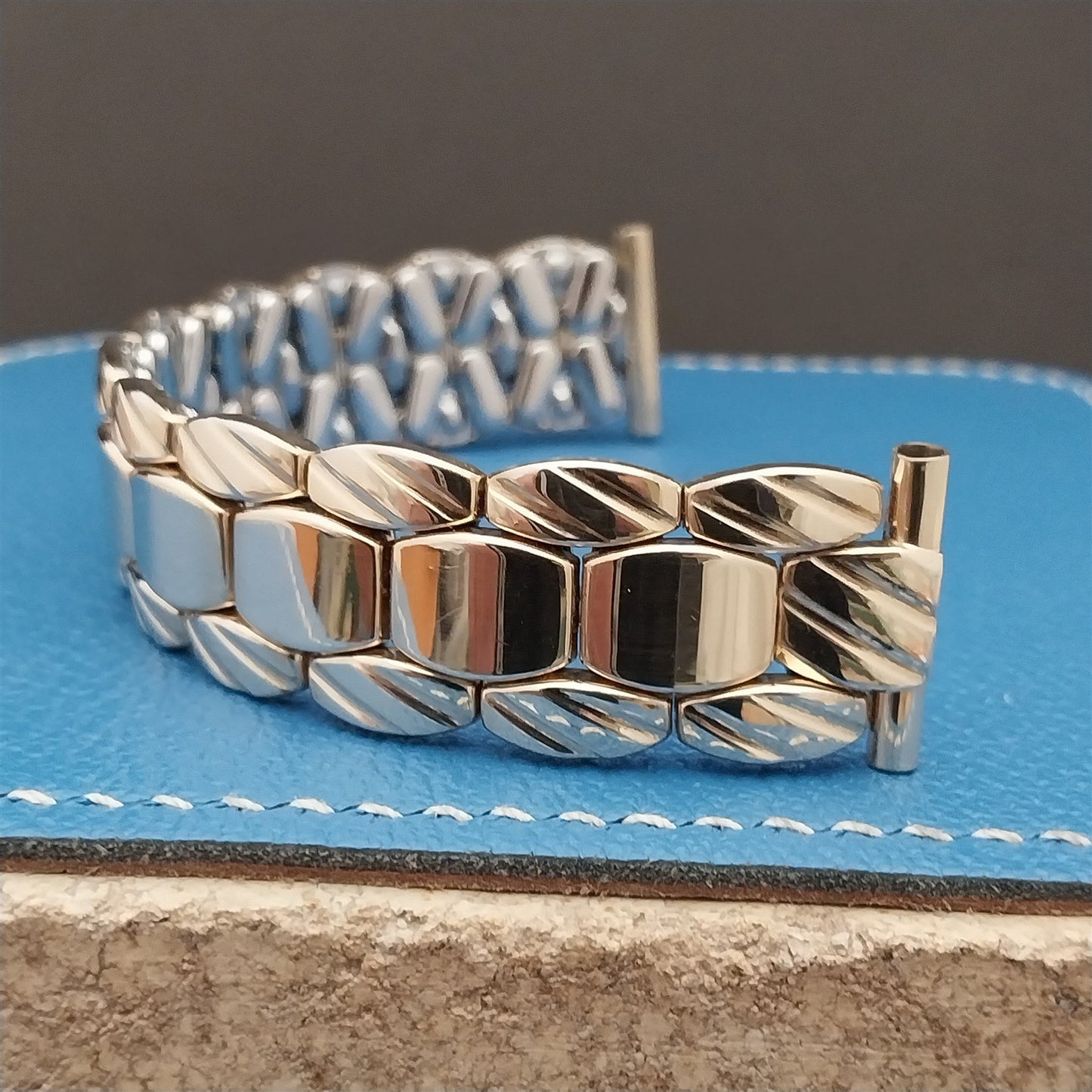 19mm 18mm Kaye Gold-Fill Quadra-Stretch Expansion Unused 50s Vintage Watch Band