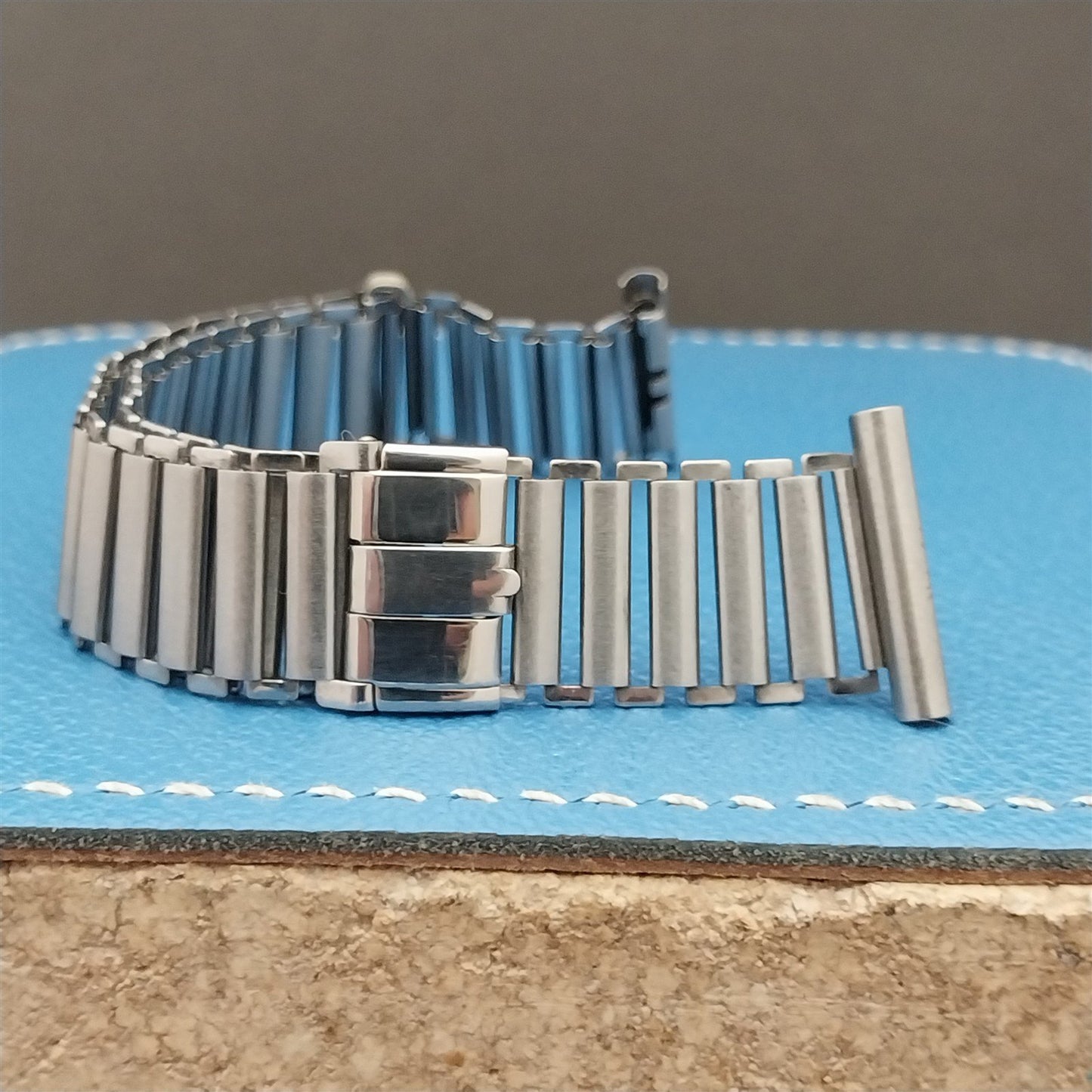 Vintage 19mm Swiss Stainless Steel Bamboo Link Unused 1940s Classic Watch Band