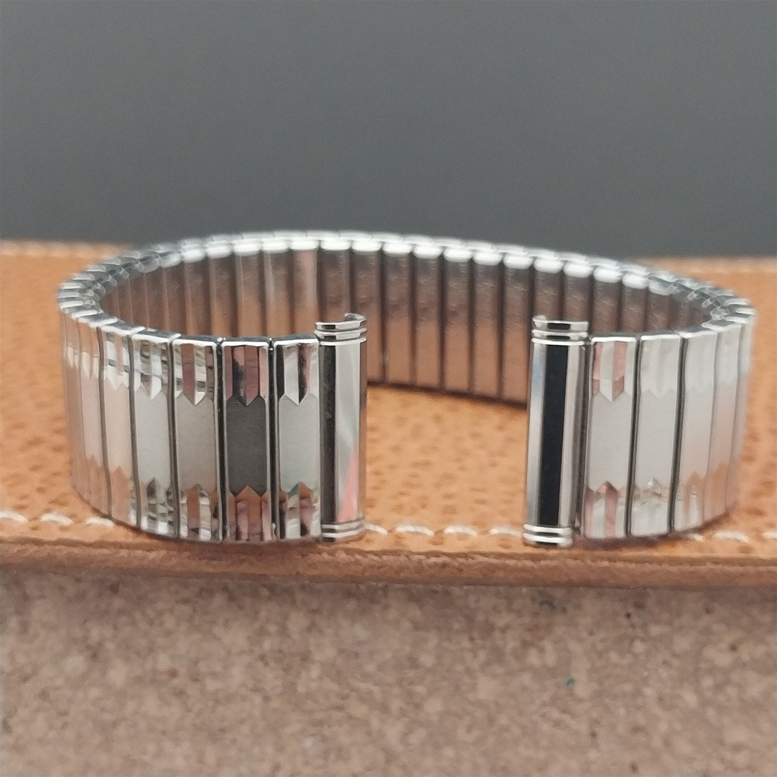 Vintage Kreisler 19mm 18mm 17mm Stainless Steel Stretch 1960s Unused Watch Band