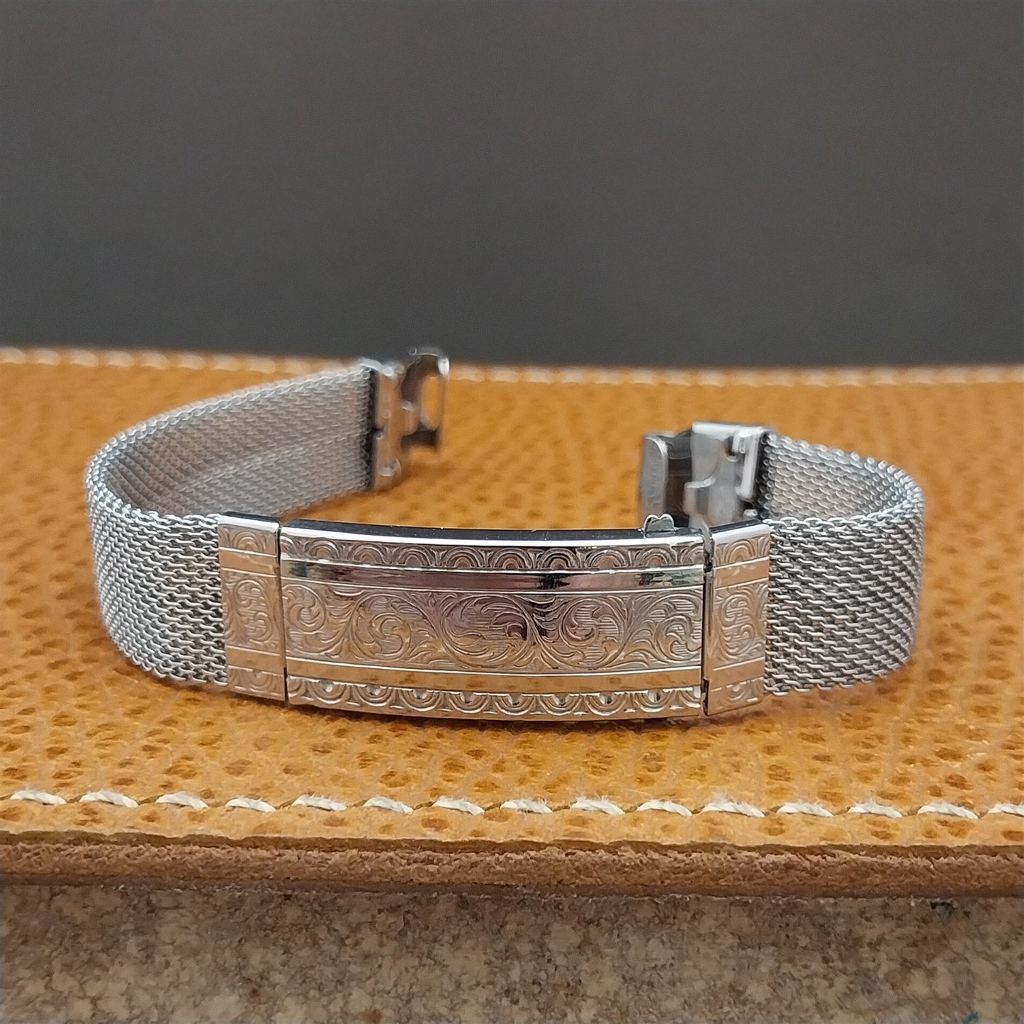 1920s-1930s White Gold Filled Mesh Womens Unused Vintage Art Deco Watch Bracelet