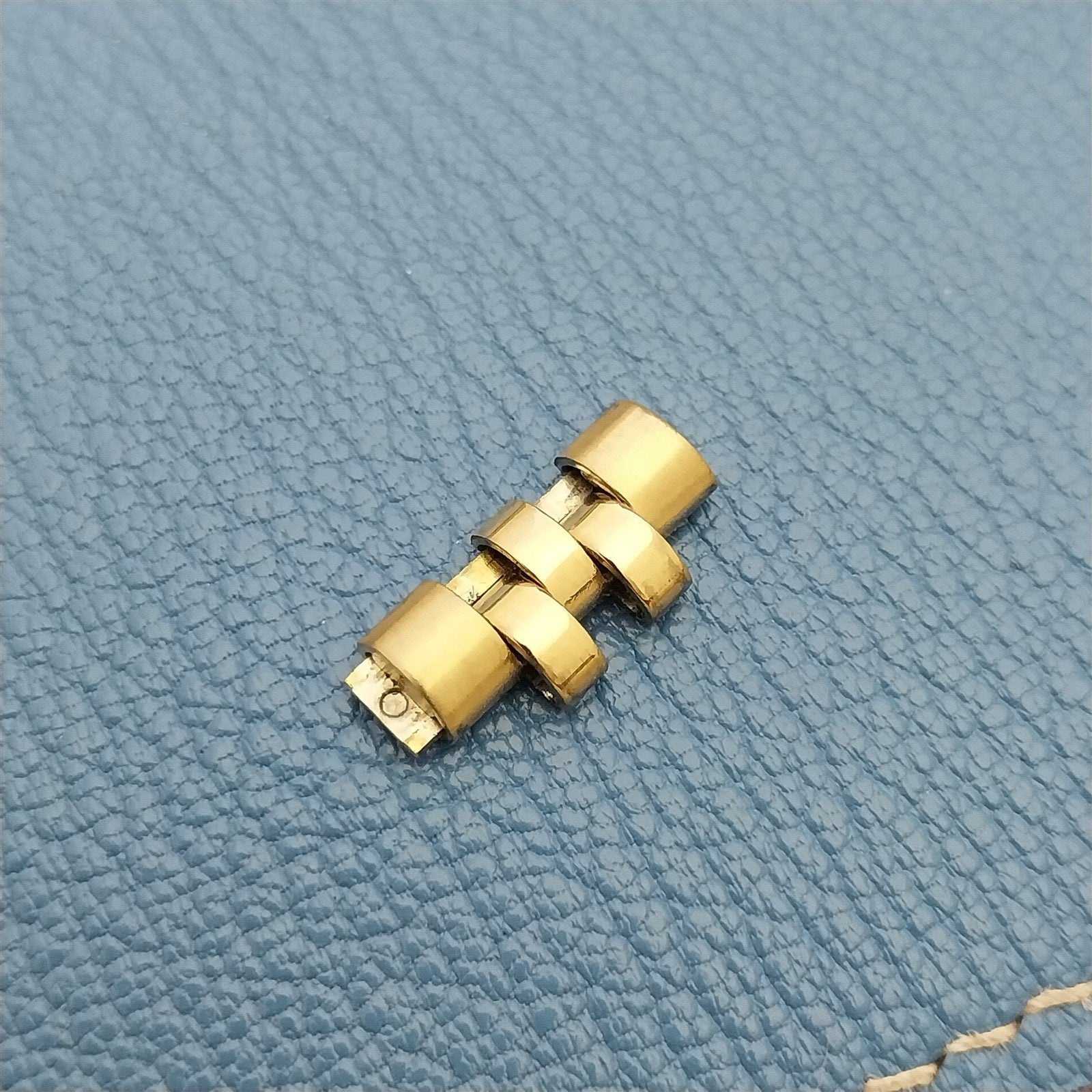 Citizen Yellow Gold-Tone Jubilee Link add length to Watch Band