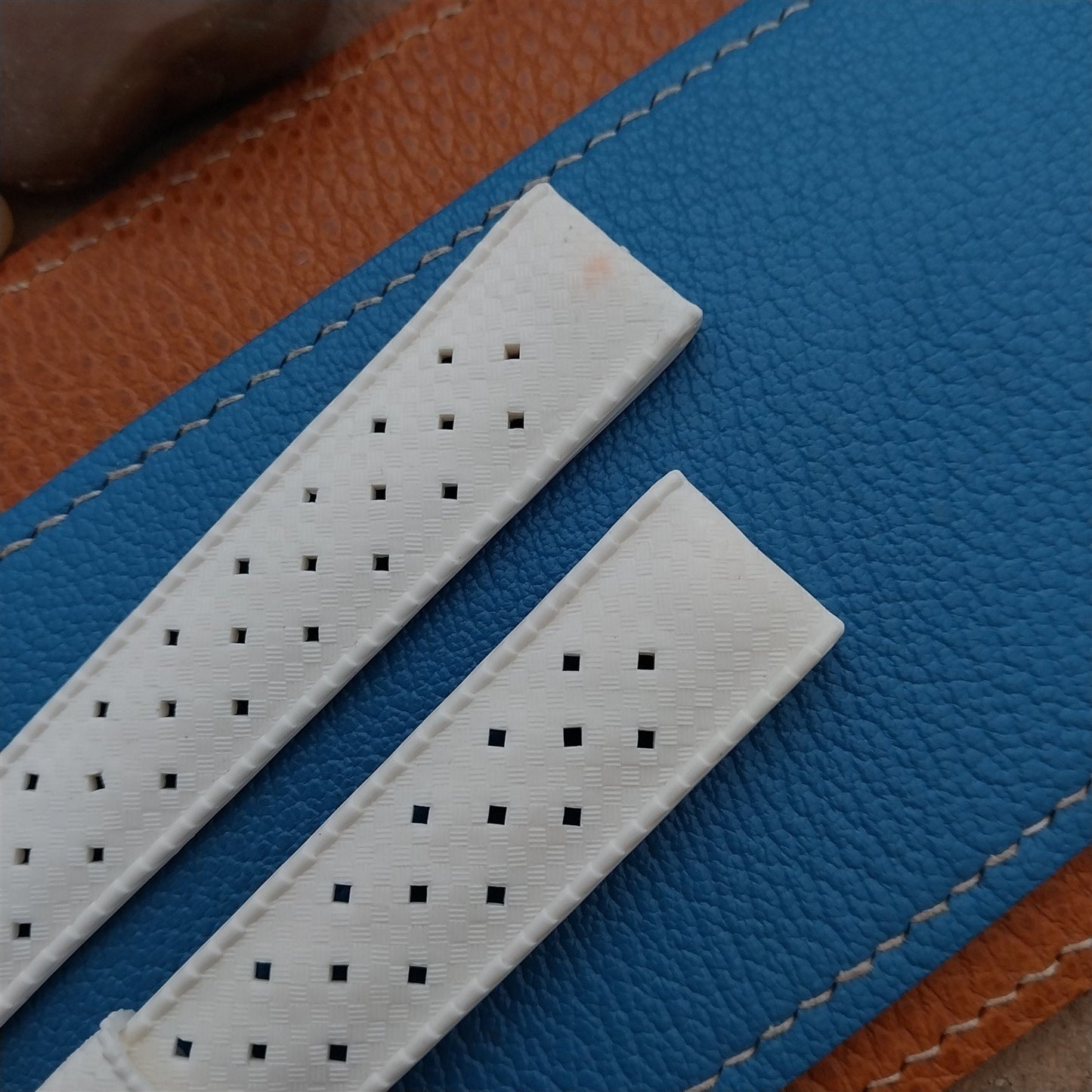 19mm Swiss Tropic Straight End White nos Unused 1970s Vintage Diver Watch Band