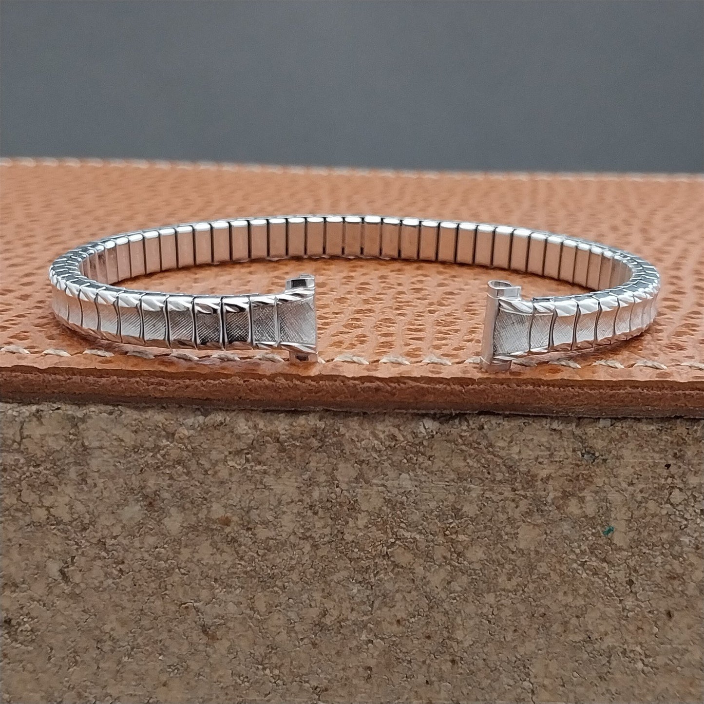 Vintage 8mm White Gold-Fill Speidel Unused Classic Stretch Cocktail Watch Band