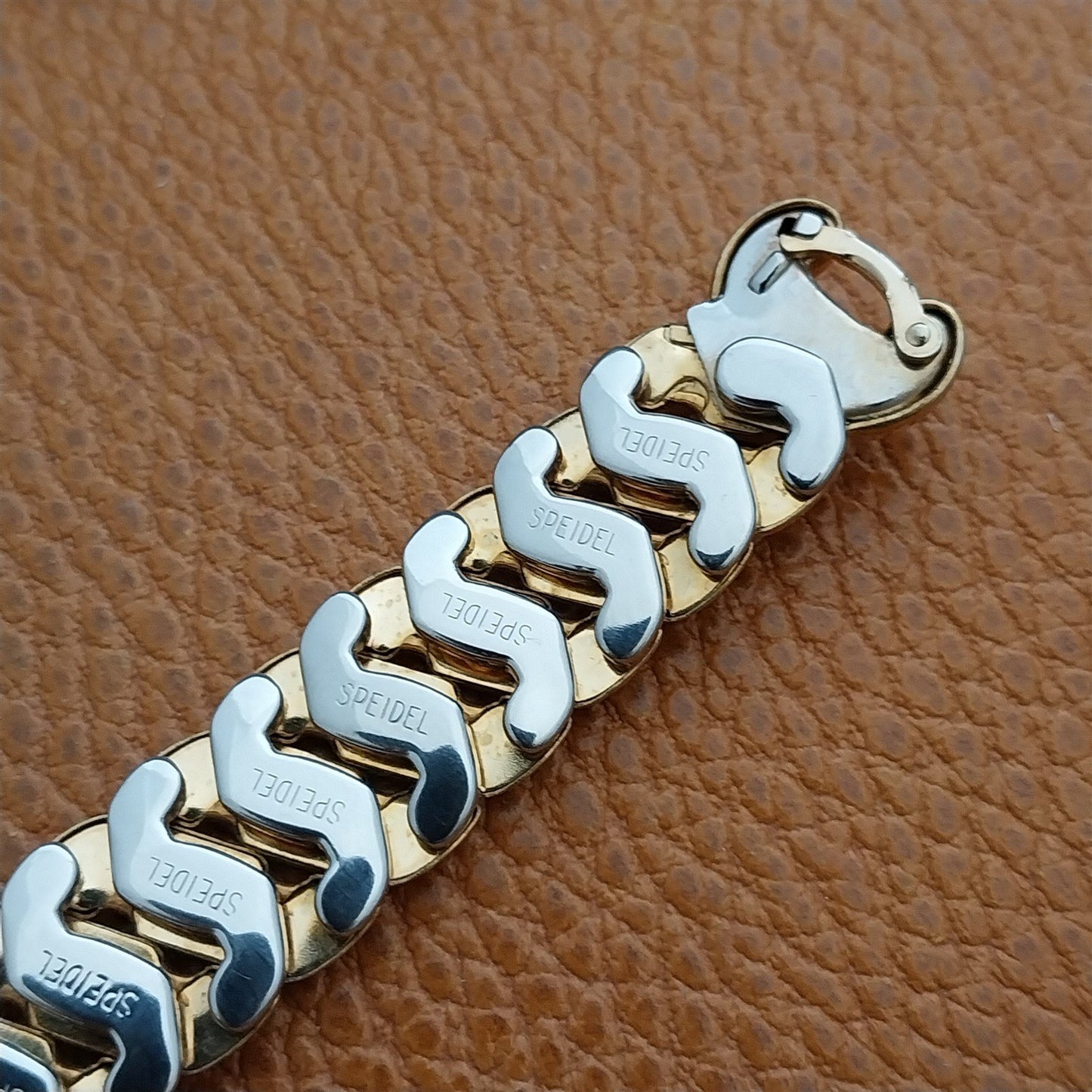 MCM Gold-Filled Speidel Wide Classic Stretch Unused Vintage Cocktail Watch Band