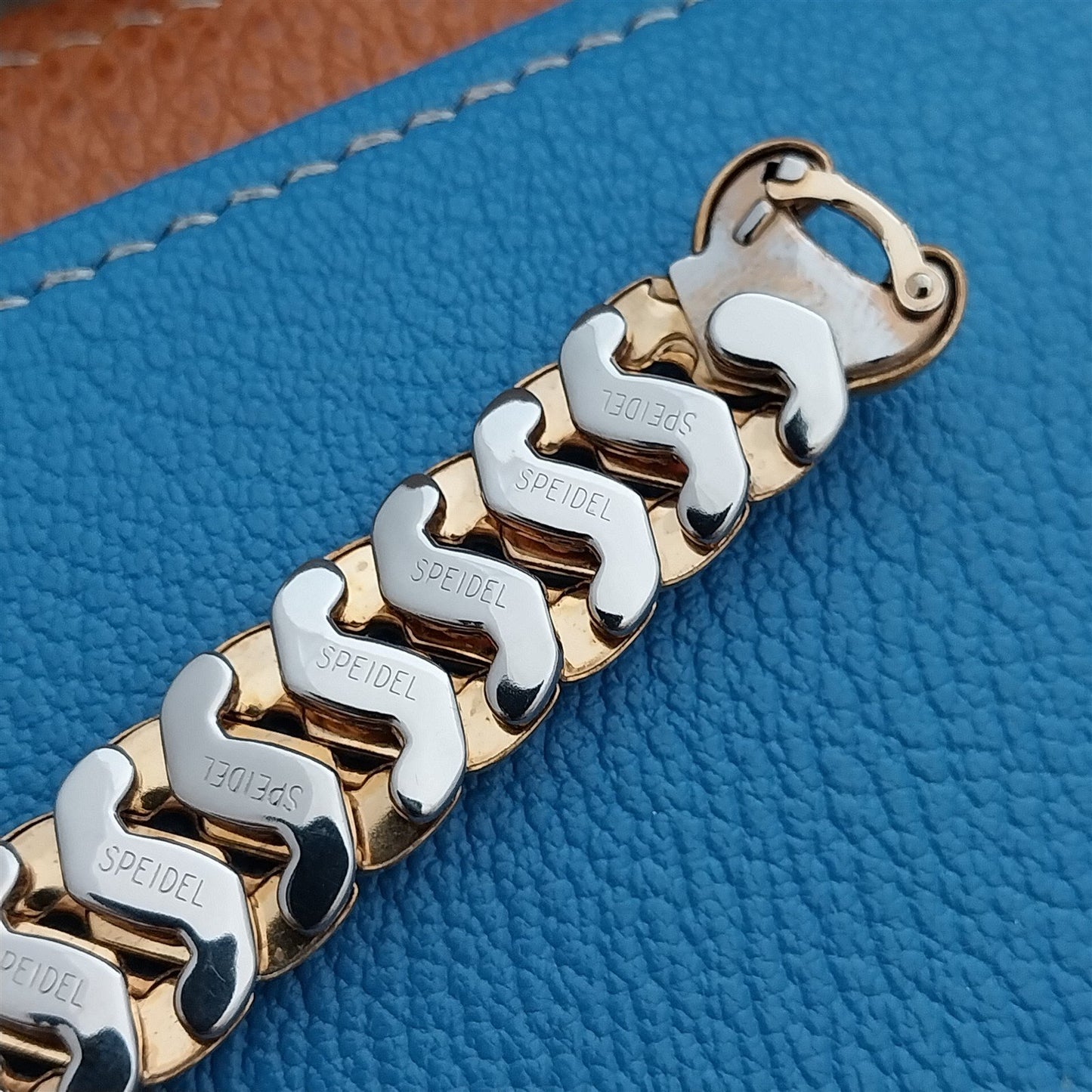 MCM Gold-Filled Speidel Wide Classic Stretch Unused Vintage Cocktail Watch Band