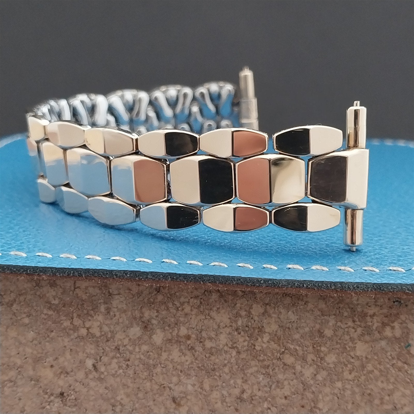 19mm 18mm 17mm Apex Quadra-Flex 12kt Gold-Filled 1950s Unused Vintage Watch Band