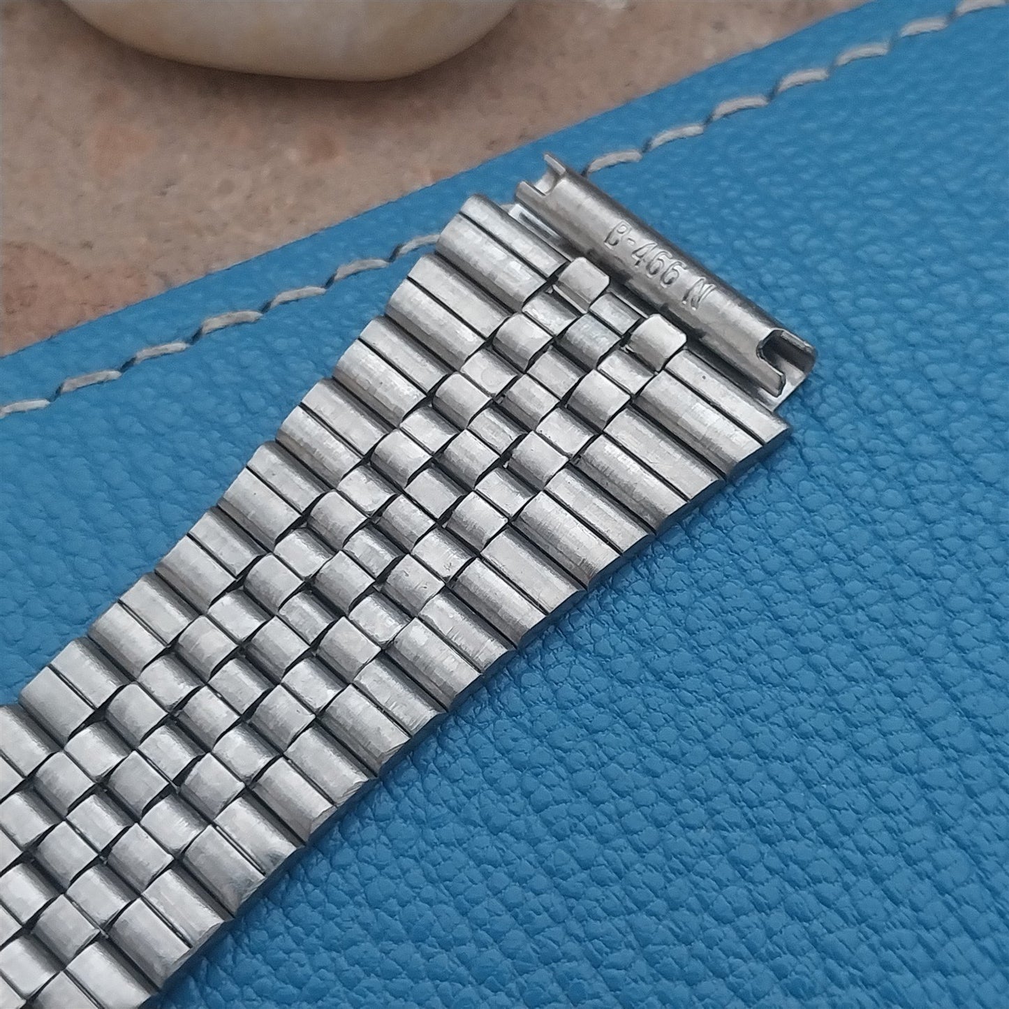 Vintage Casio Japan B-466N 18mm Yellow Gold Plated Classic NOS Unused Watch Band