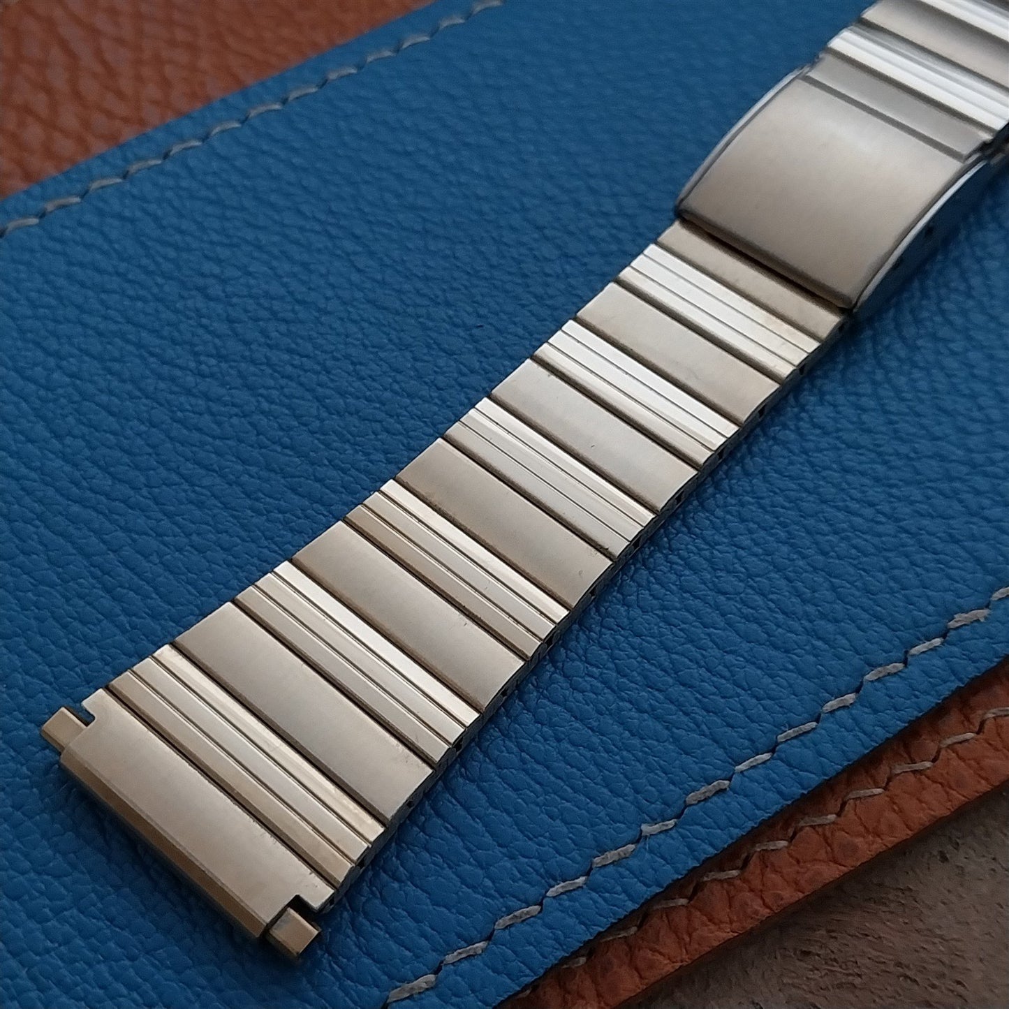 18mm 19mm 20mm 21mm 22mm Speidel Gold-Tone LED LCD 1970s-1980s Unused Watch Band