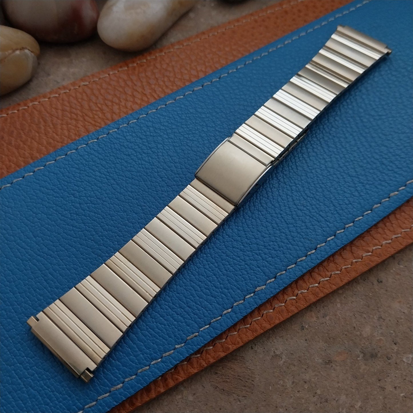 18mm 19mm 20mm 21mm 22mm Speidel Gold-Tone LED LCD 1970s-1980s Unused Watch Band