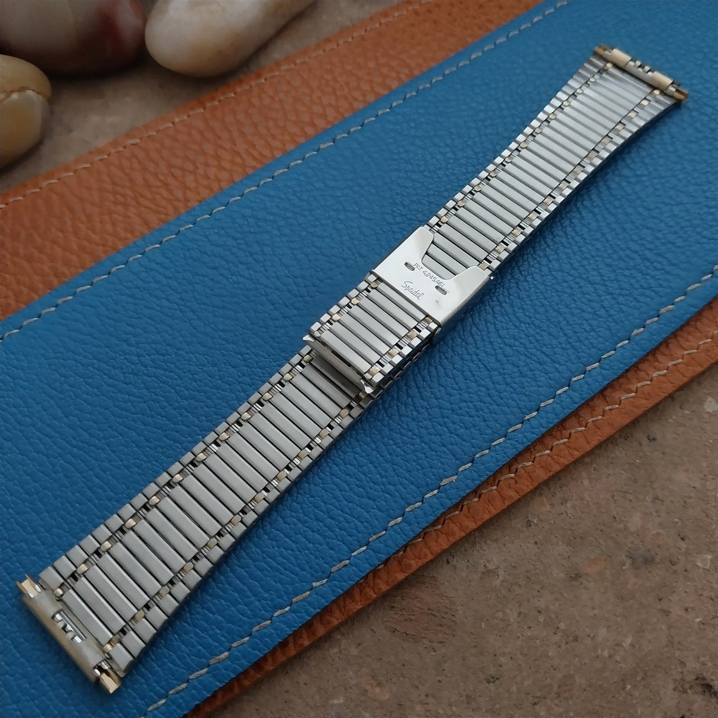 18mm 19mm 20mm 21mm 22mm Speidel Gold-Tone LED LCD 1970s-1980s Unused Watch Band