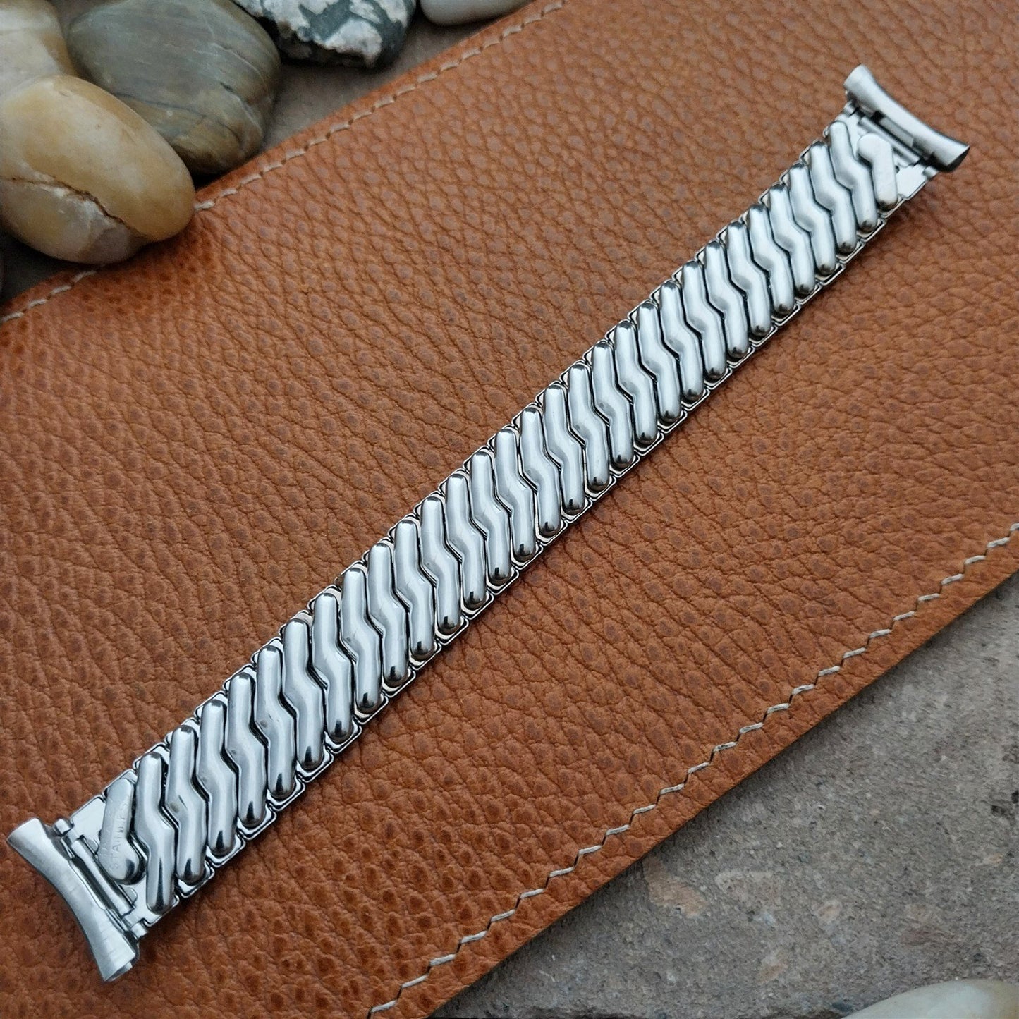 16mm 18mm 19mm Hadley Stainless Steel Expansion Unused 1960s Vintage Watch Band