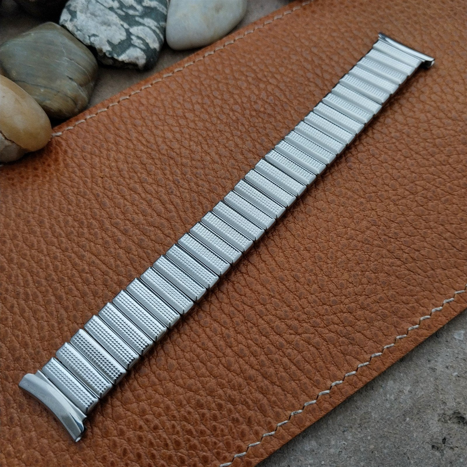 16mm 18mm 19mm Hadley Stainless Steel Expansion Unused 1960s Vintage Watch Band