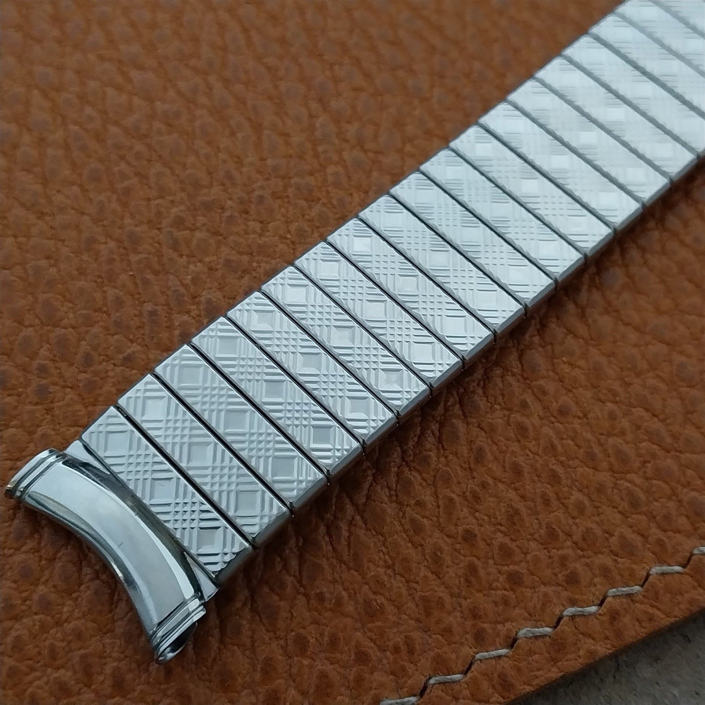Long Kreisler 19mm 18mm 17mm Stainless Stretch Unused 1960s Vintage Watch Band